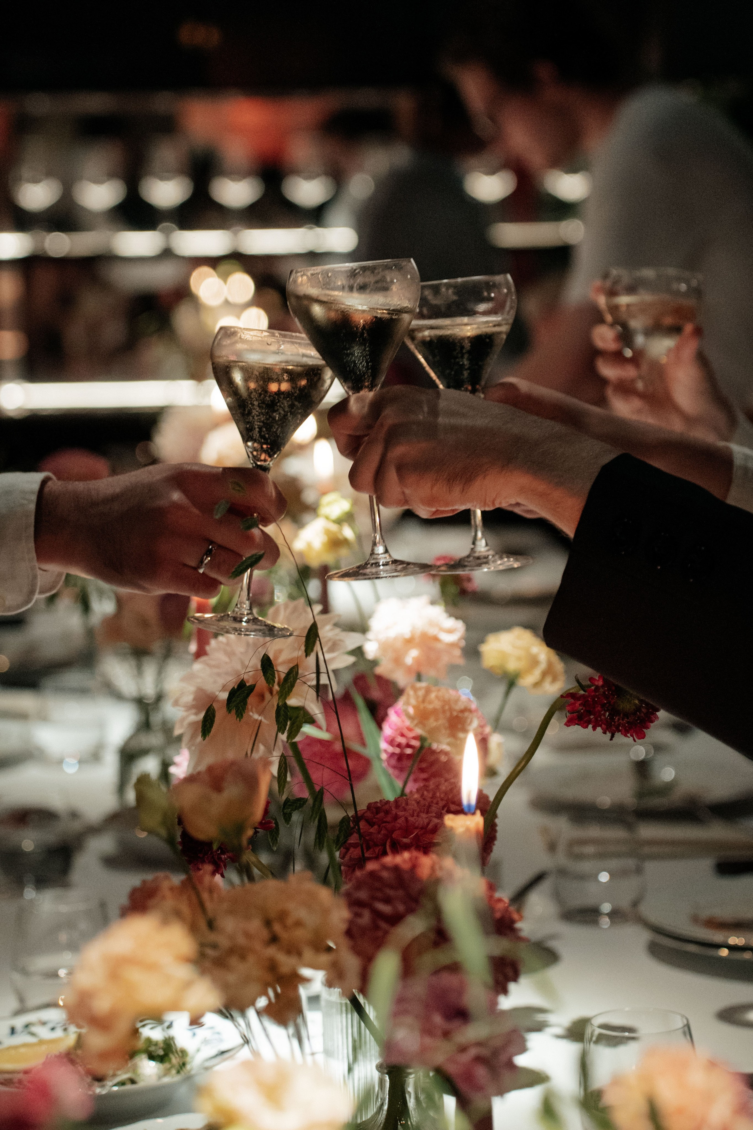 Свадебный ужин в кругу друзей/ ресторан Мина. Свадебный фотограф Москва Александра Аверкова