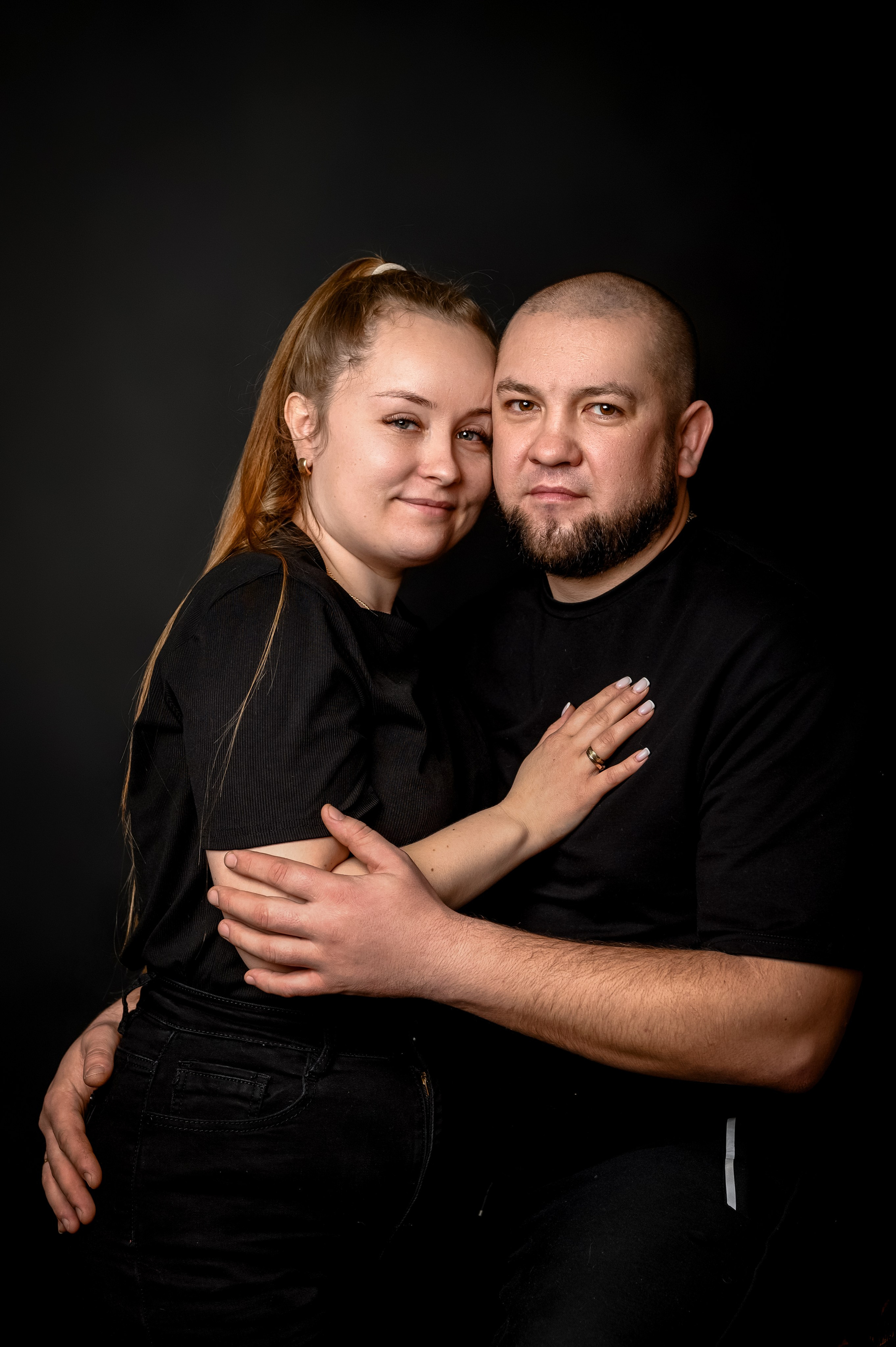 На черном фоне. Семейный и детский фотограф в Канске и Канском р-не, Красноярск и