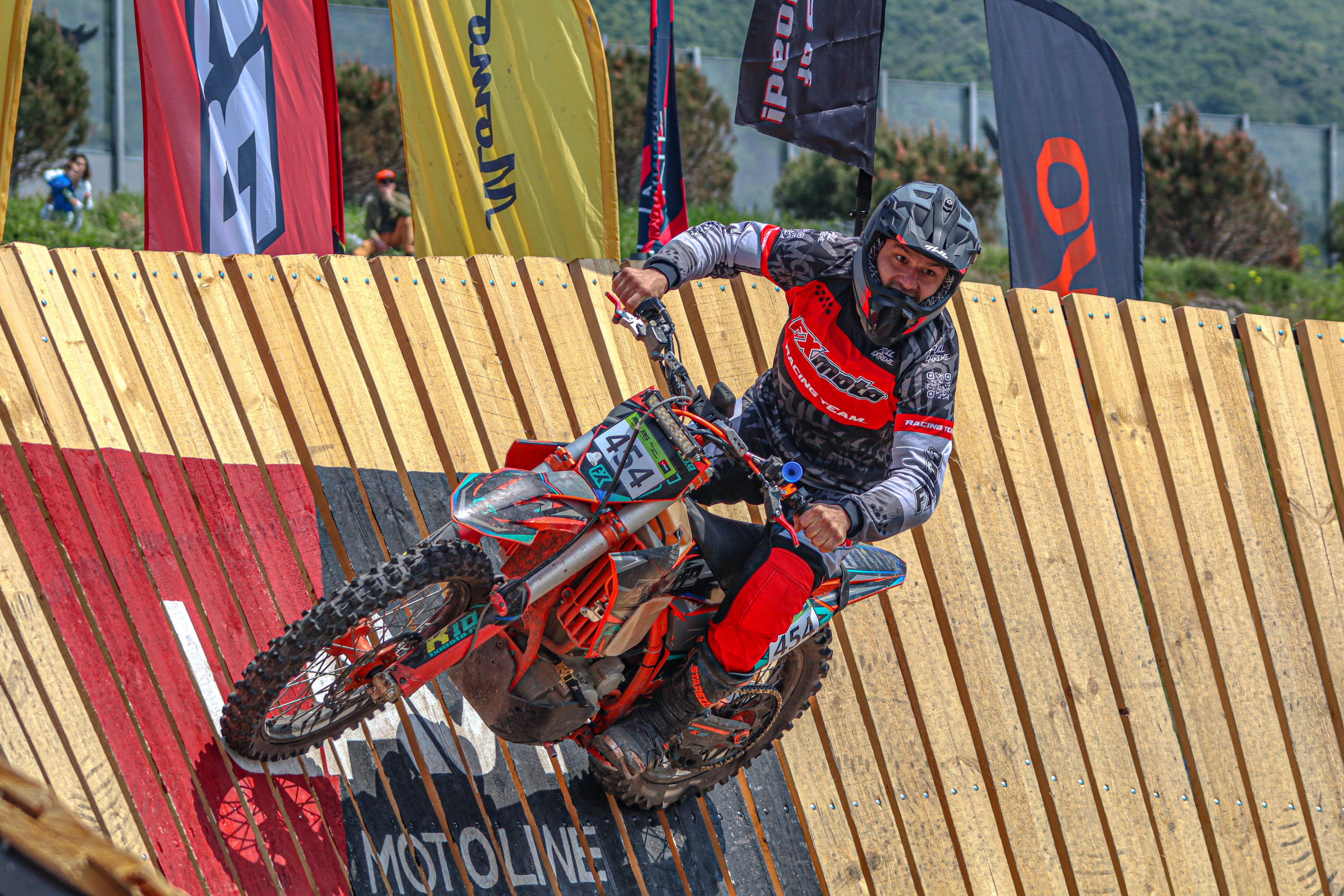 Enduro. Ivaladimirovna1995.wfolio.pro