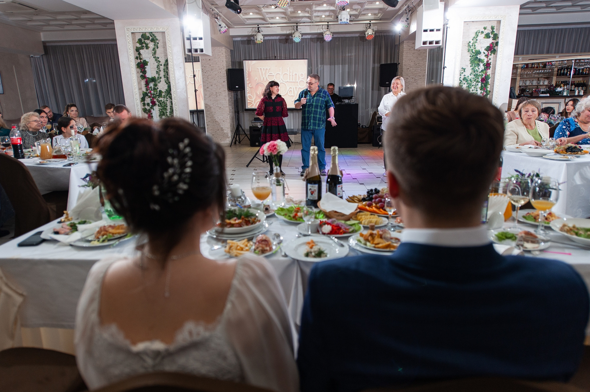 Из студии на банкет. Свадебный и семейный фотограф в Омске Мормулев Михаил