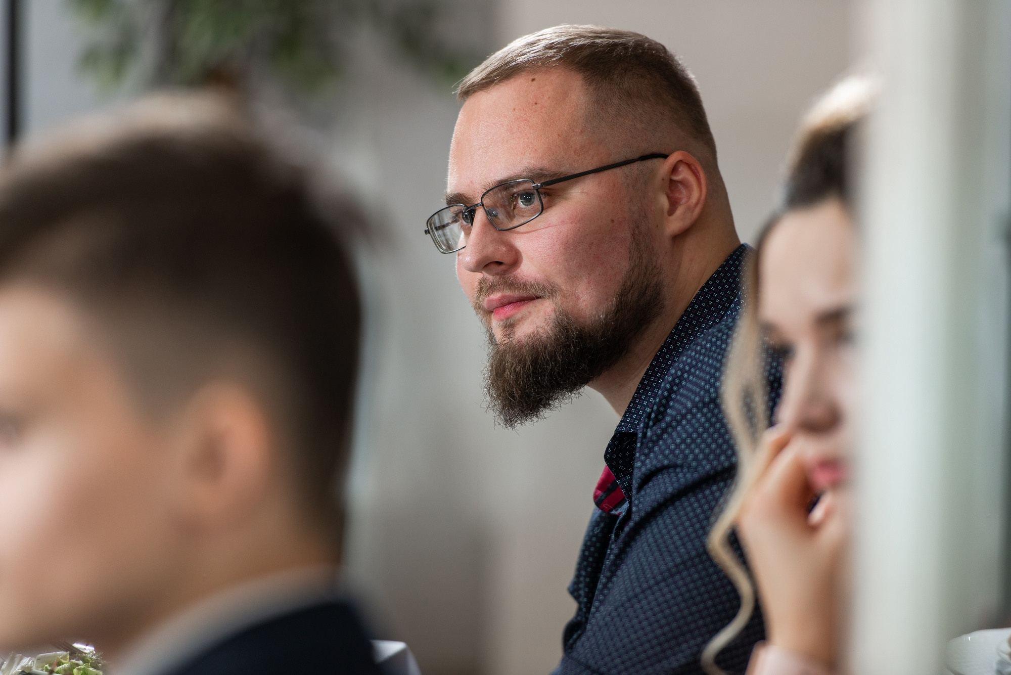 Из студии на банкет. Свадебный и семейный фотограф в Омске Мормулев Михаил
