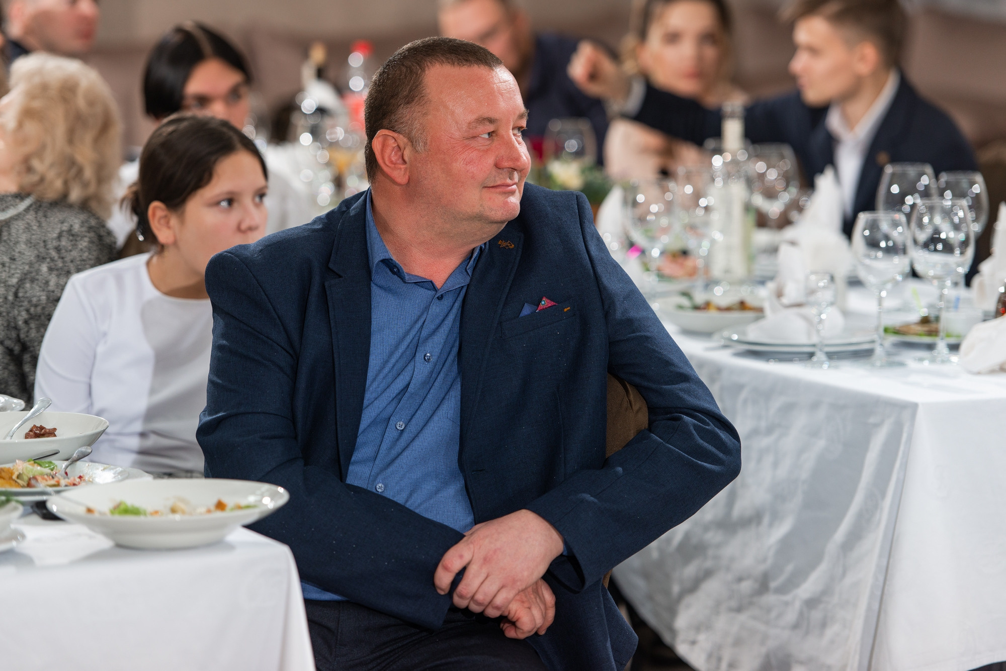 Из студии на банкет. Свадебный и семейный фотограф в Омске Мормулев Михаил