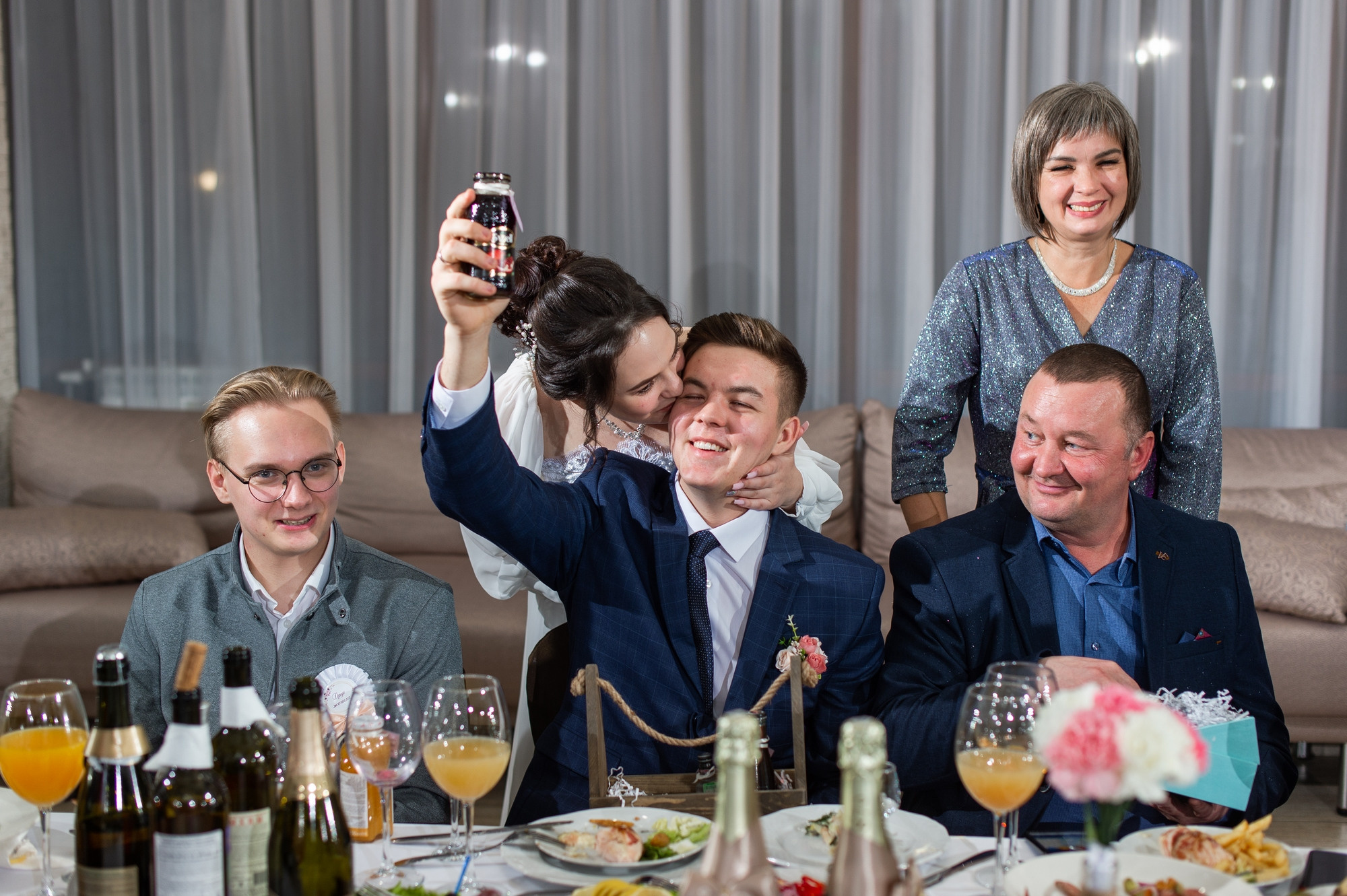 Из студии на банкет. Свадебный и семейный фотограф в Омске Мормулев Михаил