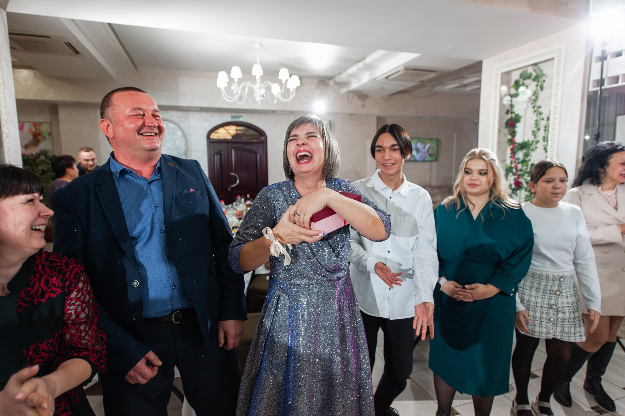 Из студии на банкет. Свадебный и семейный фотограф в Омске Мормулев Михаил