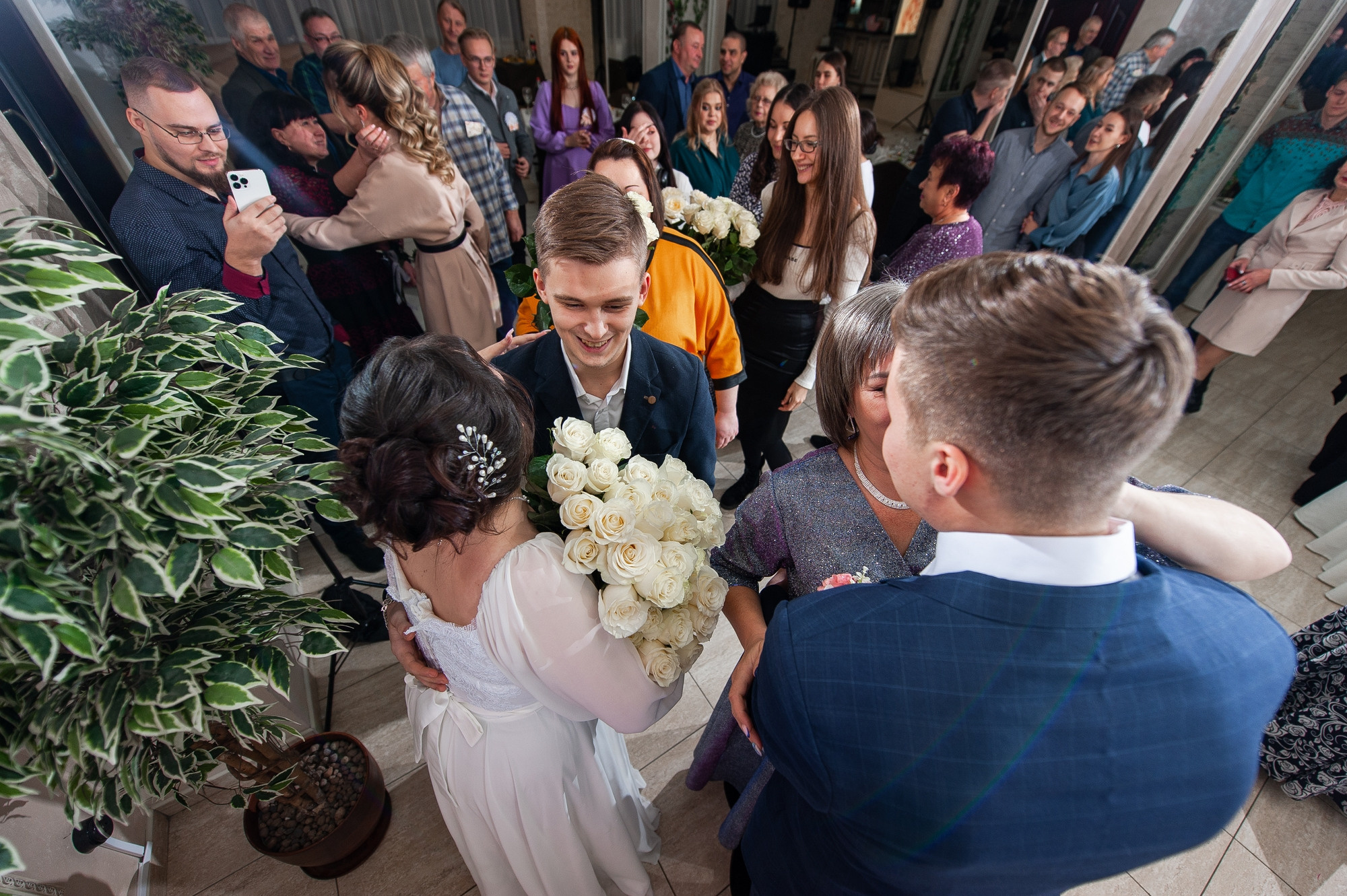 Из студии на банкет. Свадебный и семейный фотограф в Омске Мормулев Михаил