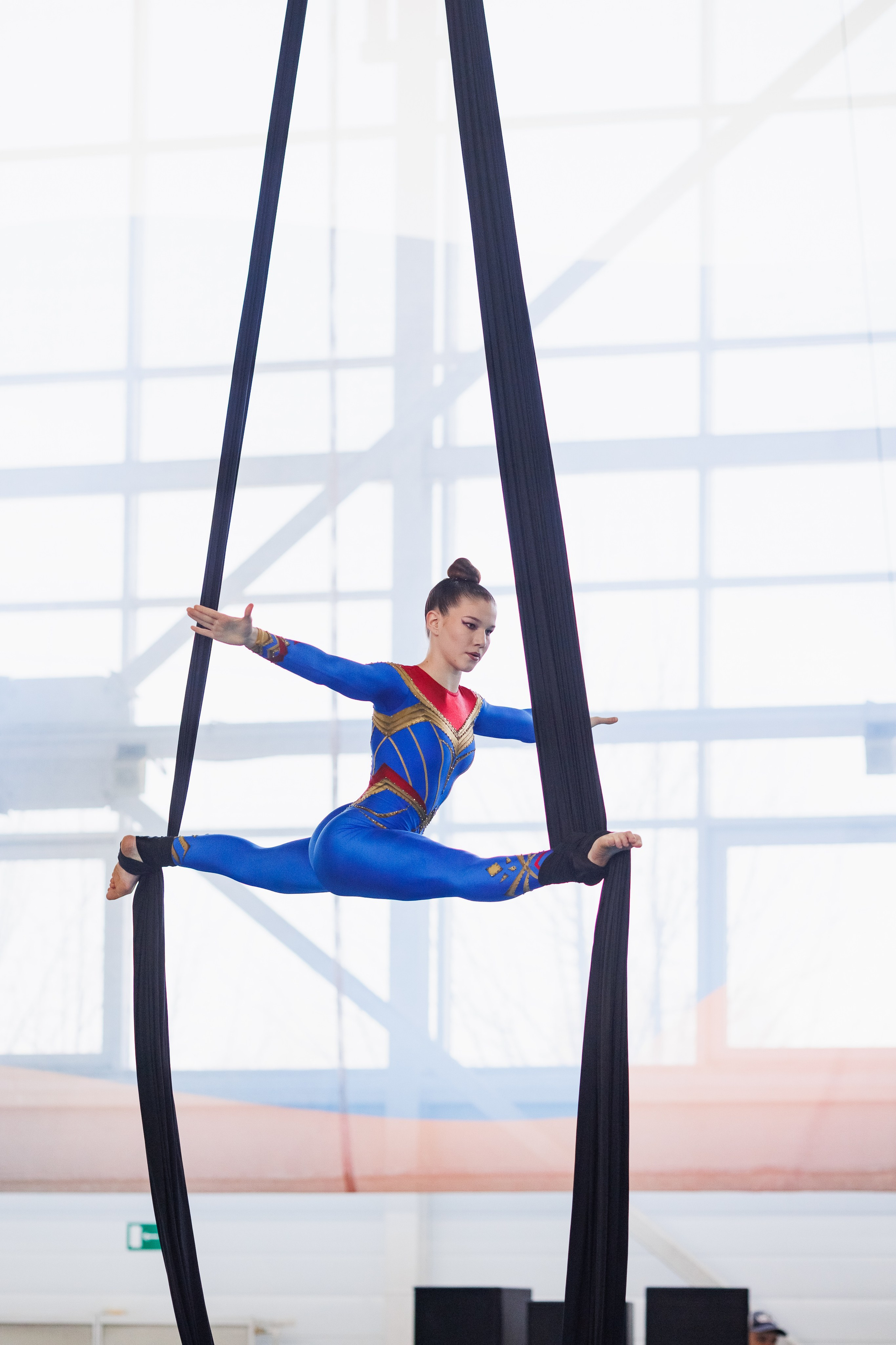 Воздушная гимнастика. Фотограф Шейдаев Эмин г. Волгоград