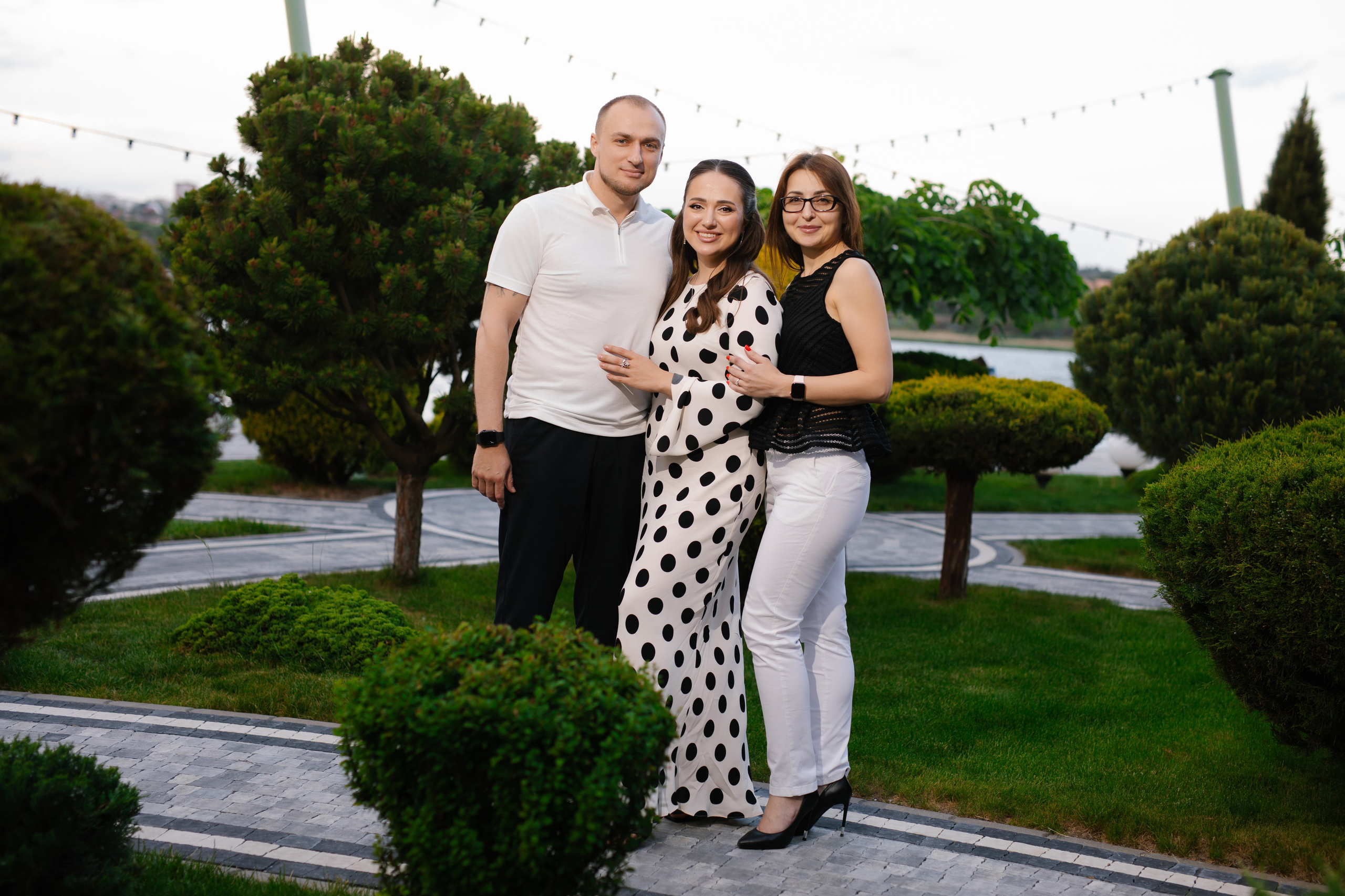 День рождения Роксаны, ресторан Лев Голицын