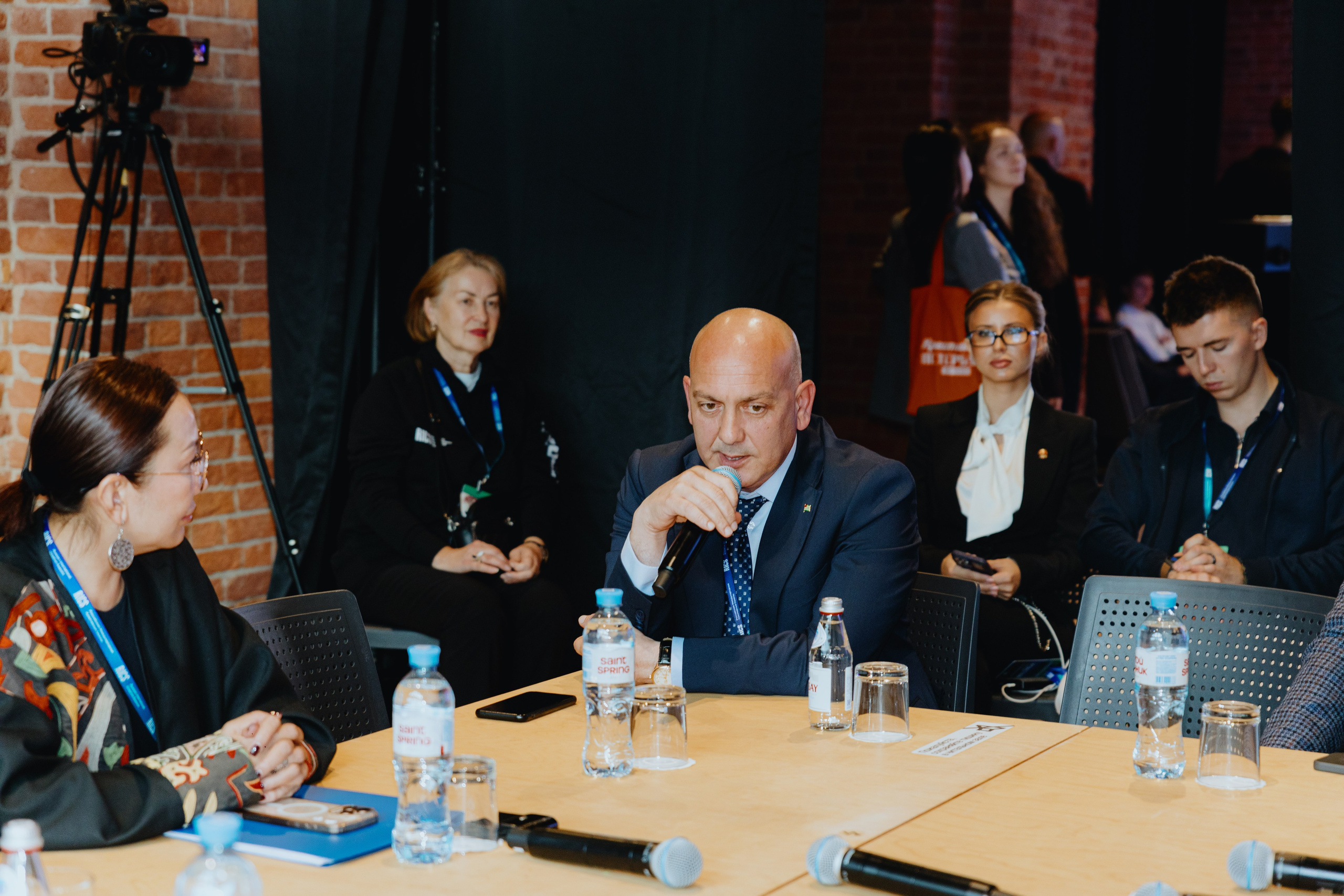 Международная конференция по креативной экономике 2025. Фотограф в Москве и Санкт-Петербурге Дарина