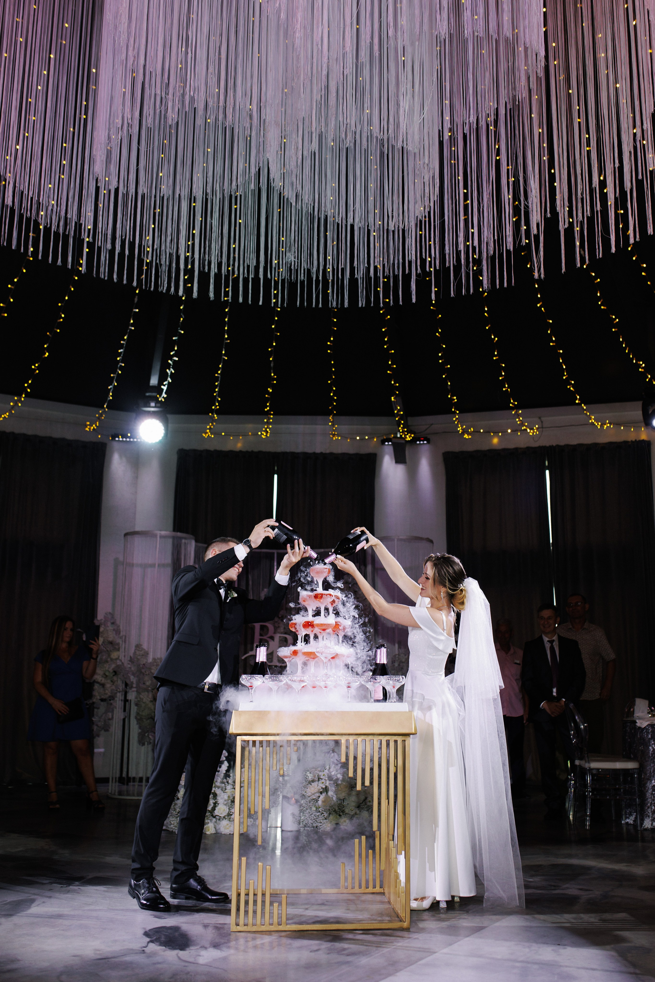 Свадебная фотосессия и банкетная часть в усадьбе СПБ. Свадебный фотограф СПБ