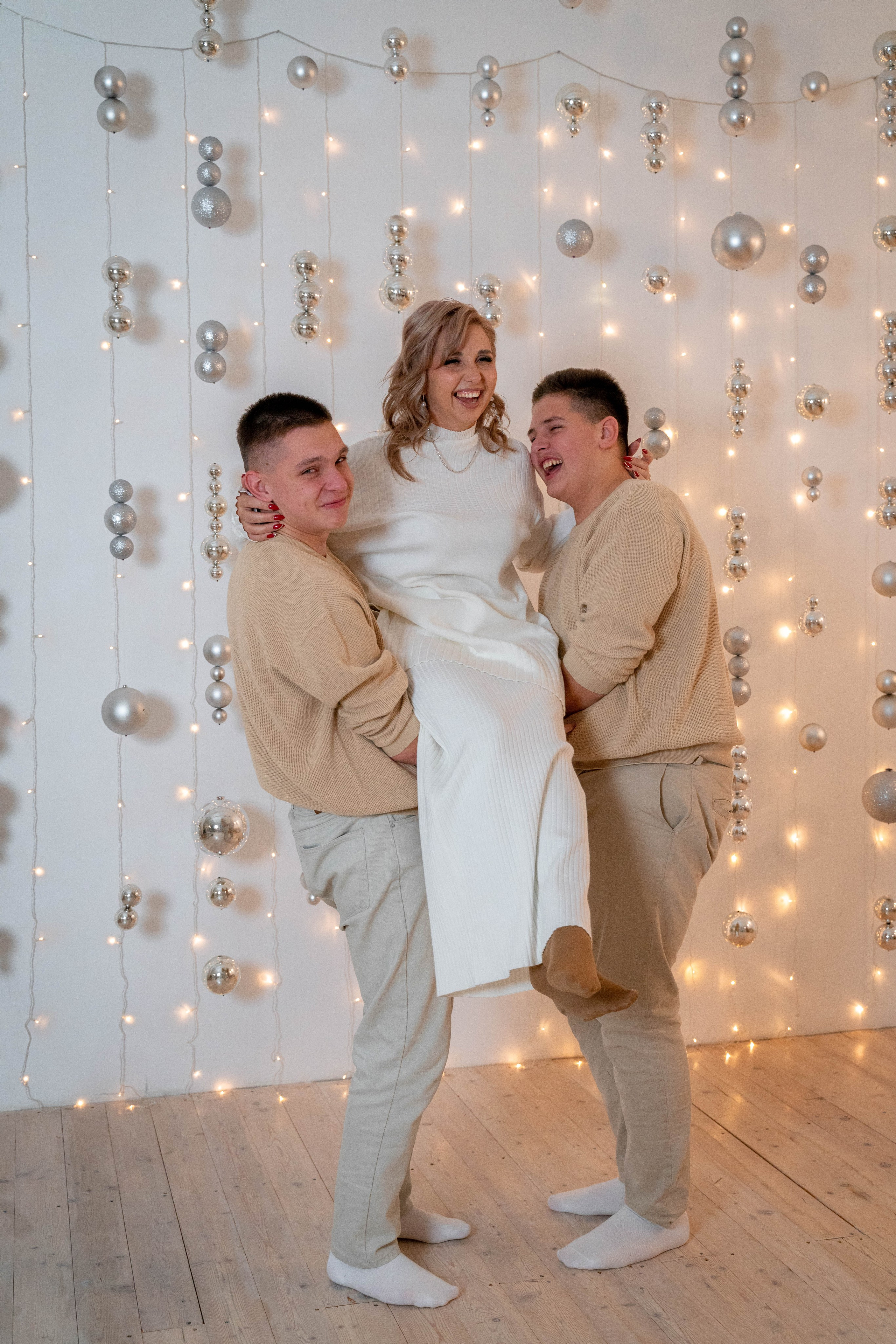 Семейная новогодняя фотосессия. ALISON FILMS