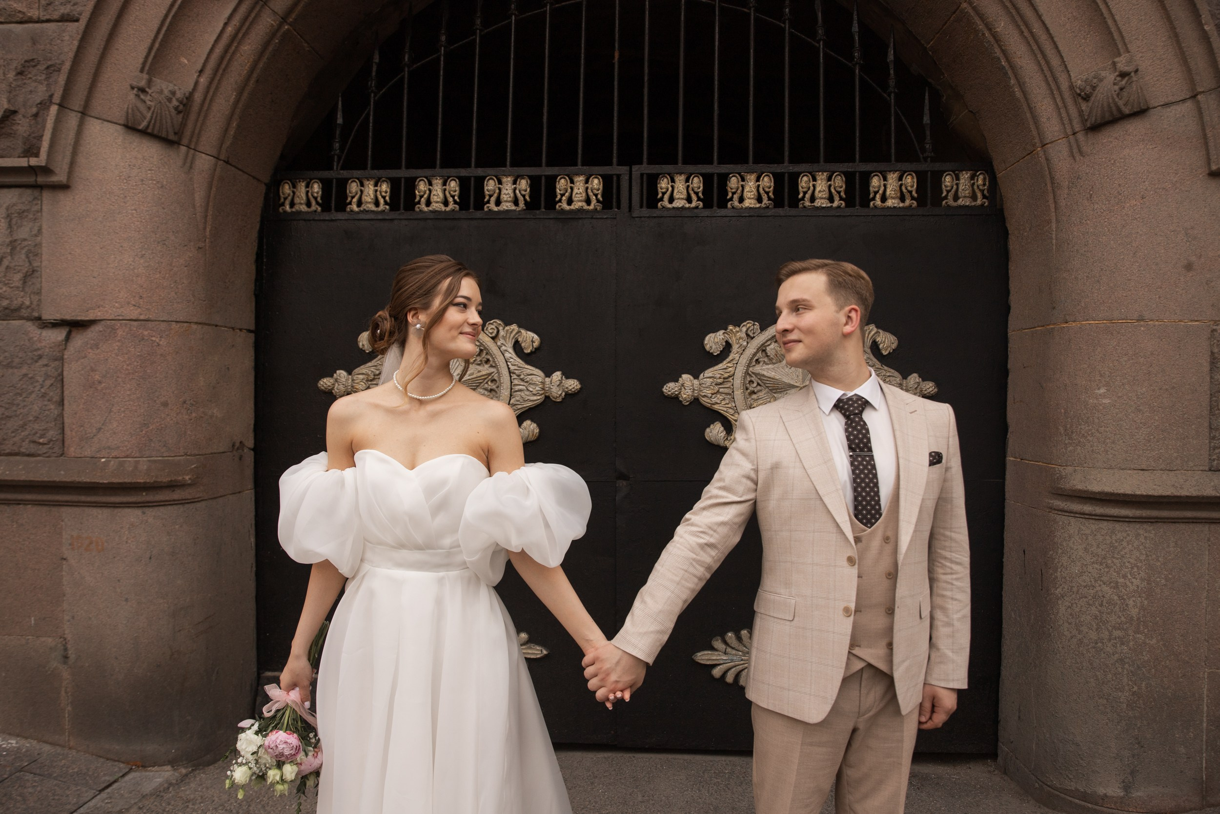 Грибоедовский ЗАГС. Свадебный и портретный фотограф в Москве Мария Кравченко