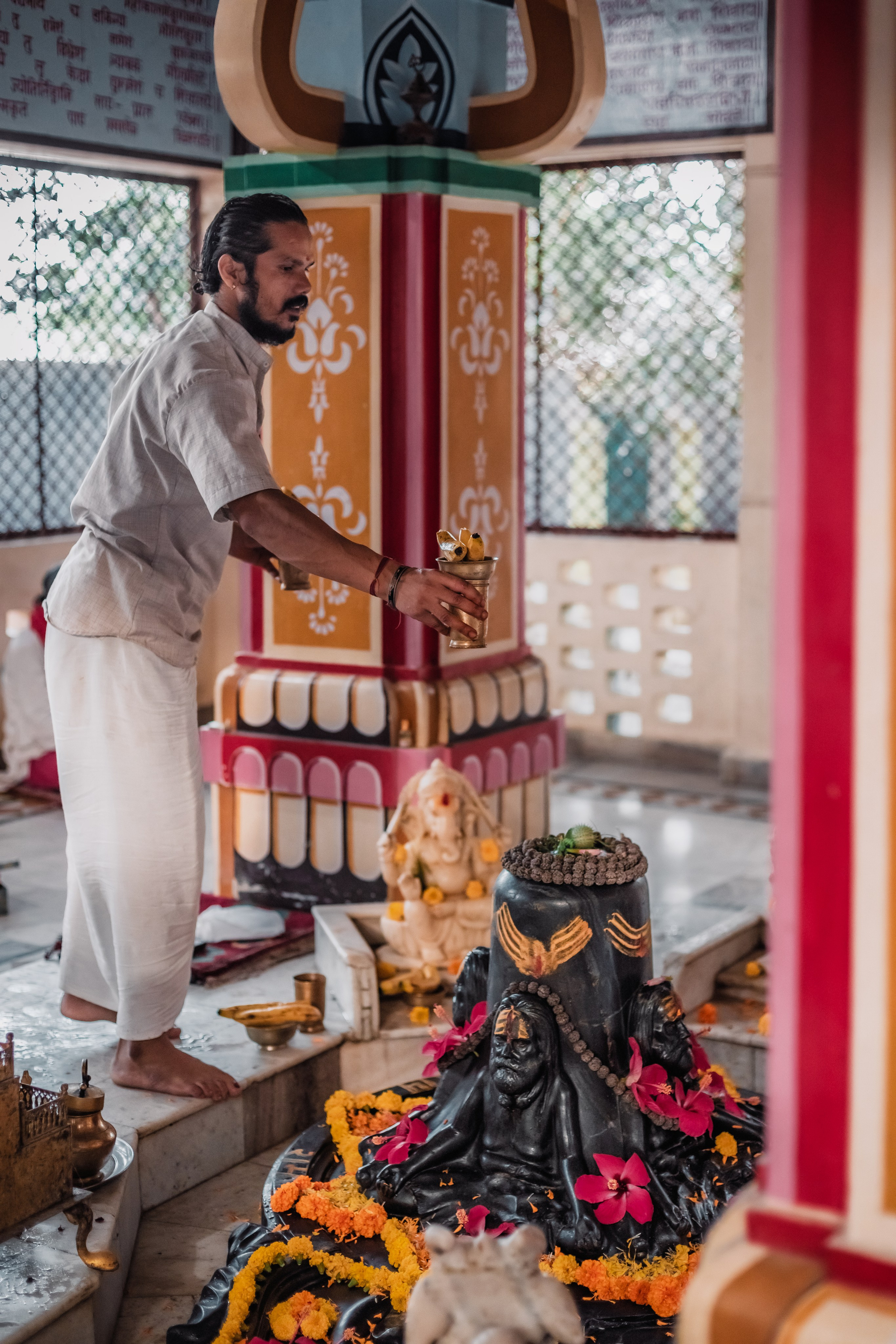 Devraha baba ji ashram life 2025. Mariam Bagdasaryan