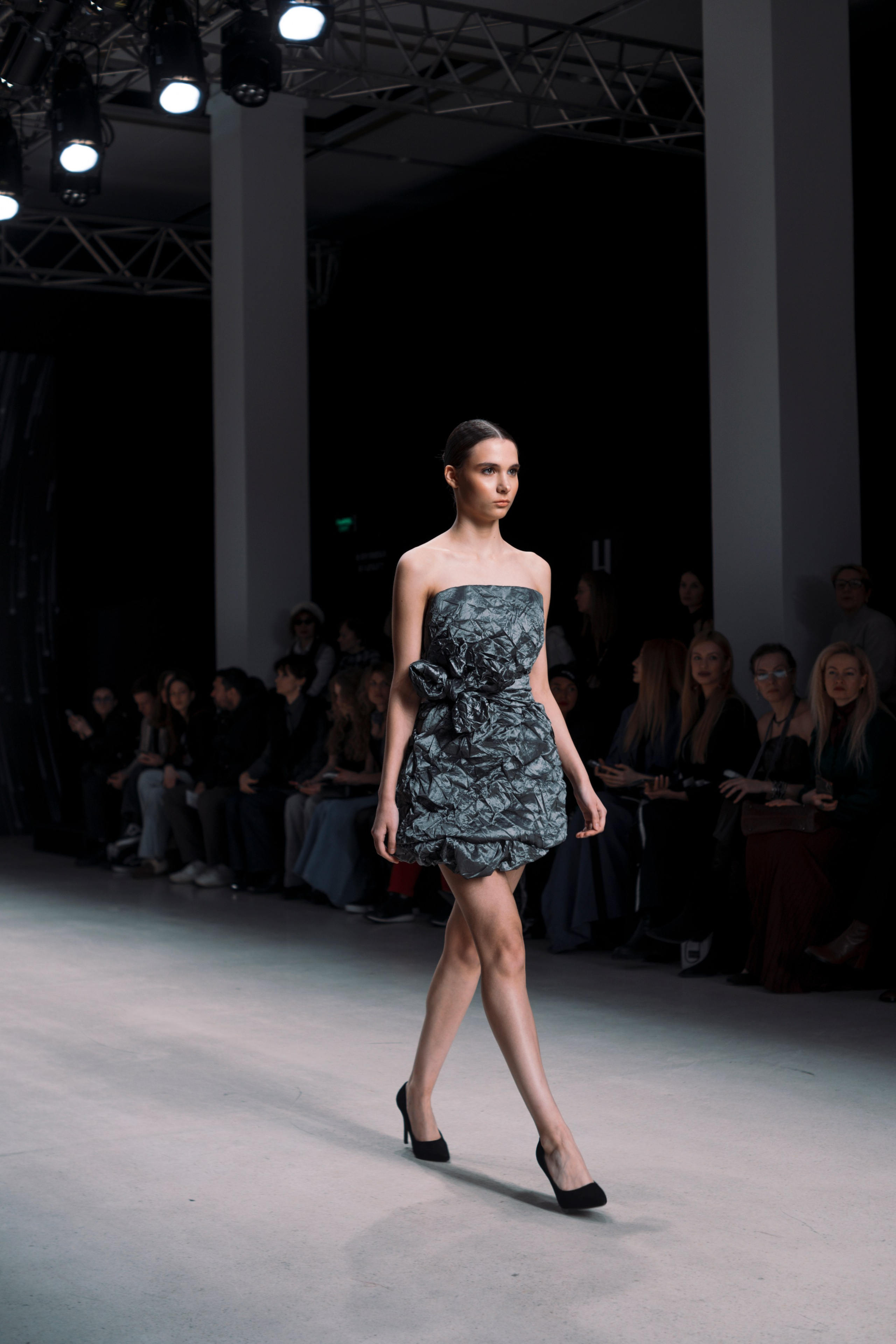 Fashion Week 2025. Свадебный фотограф в Москве Кристина Чехова