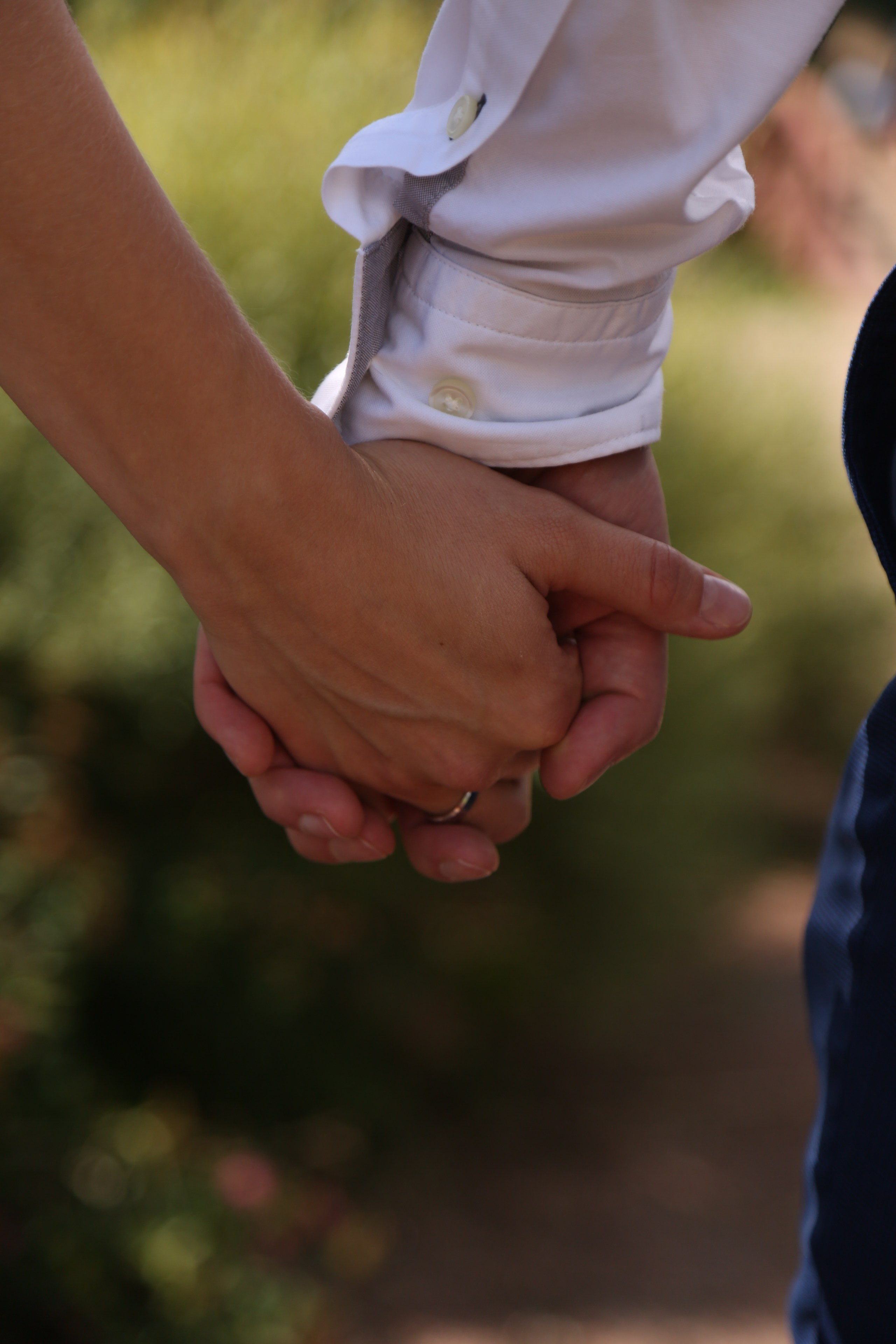 ЗАГС Савёловский свадебная фотосессия и прогулка в парке Дубки для Александра и Анастасии. Фотосессия в студии в Москве от профессионального фотографа услуги по доступным ценам