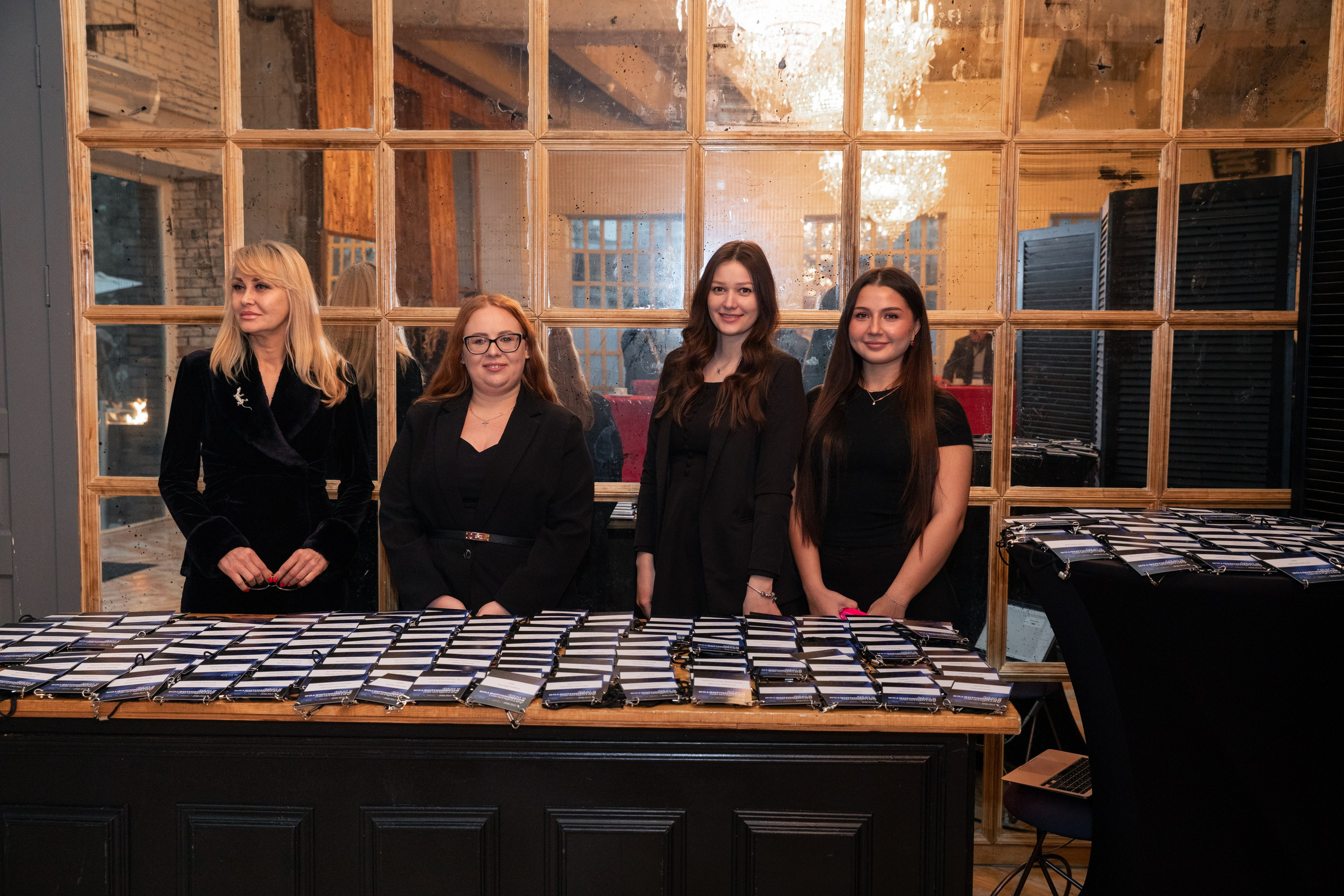 Абосс | Итоговый клуб 2025. Alexey Sentyurin, brands and business photographer in Moscow