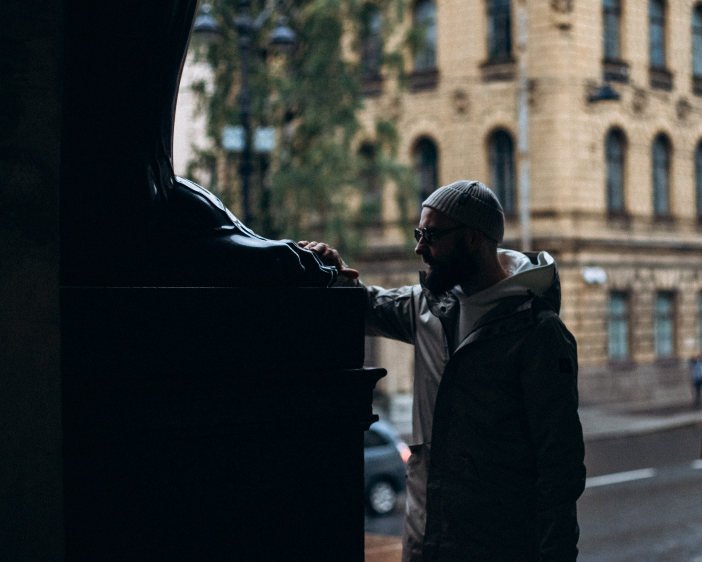 Станислав в ноябре. Фотопрогулка в Петербурге. Индивидуальный и семейный фотограф в Санкт-Петербурге