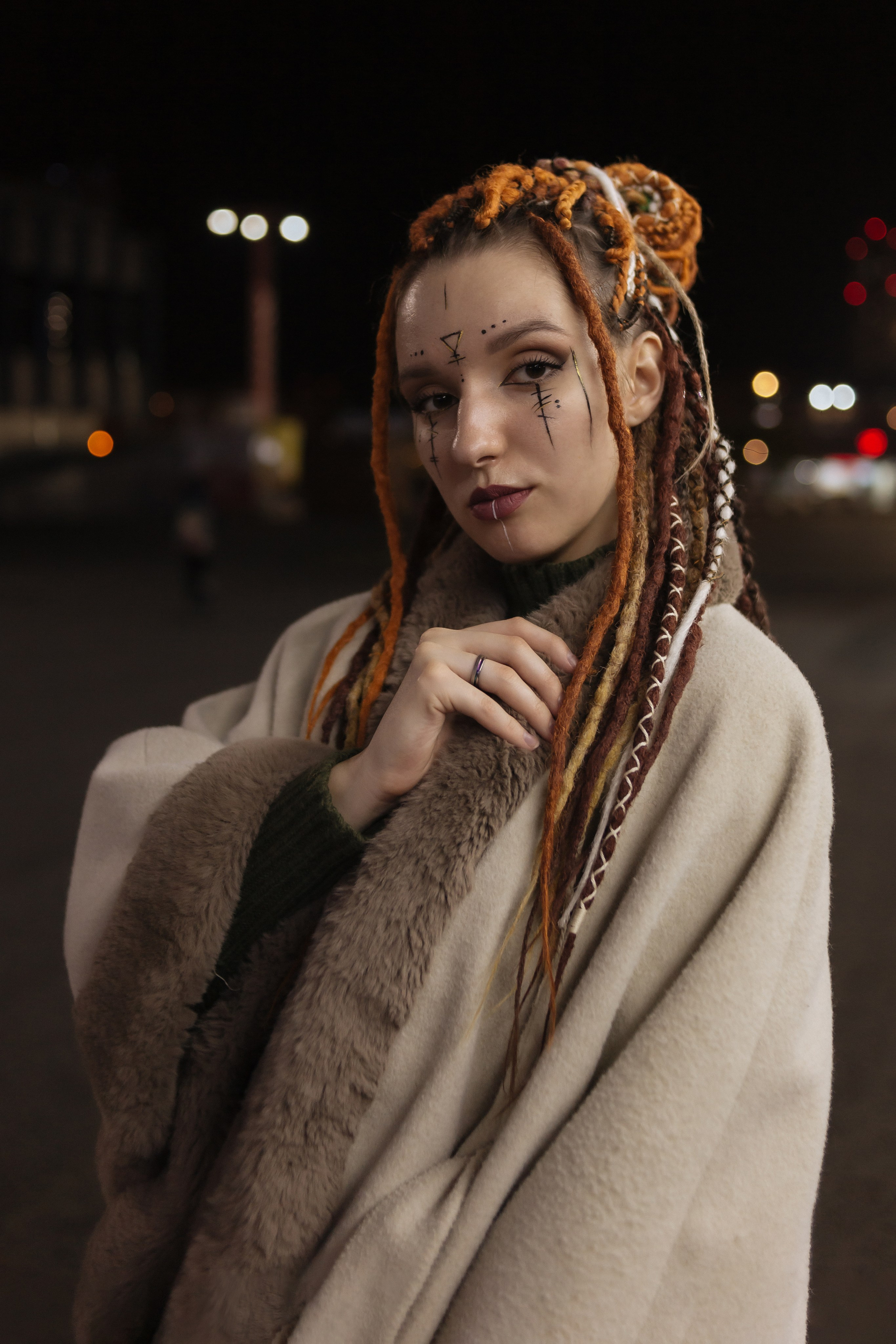 Марина. Фотосессия с фаерами. Фотограф Регина Крикунова г. Красноярск