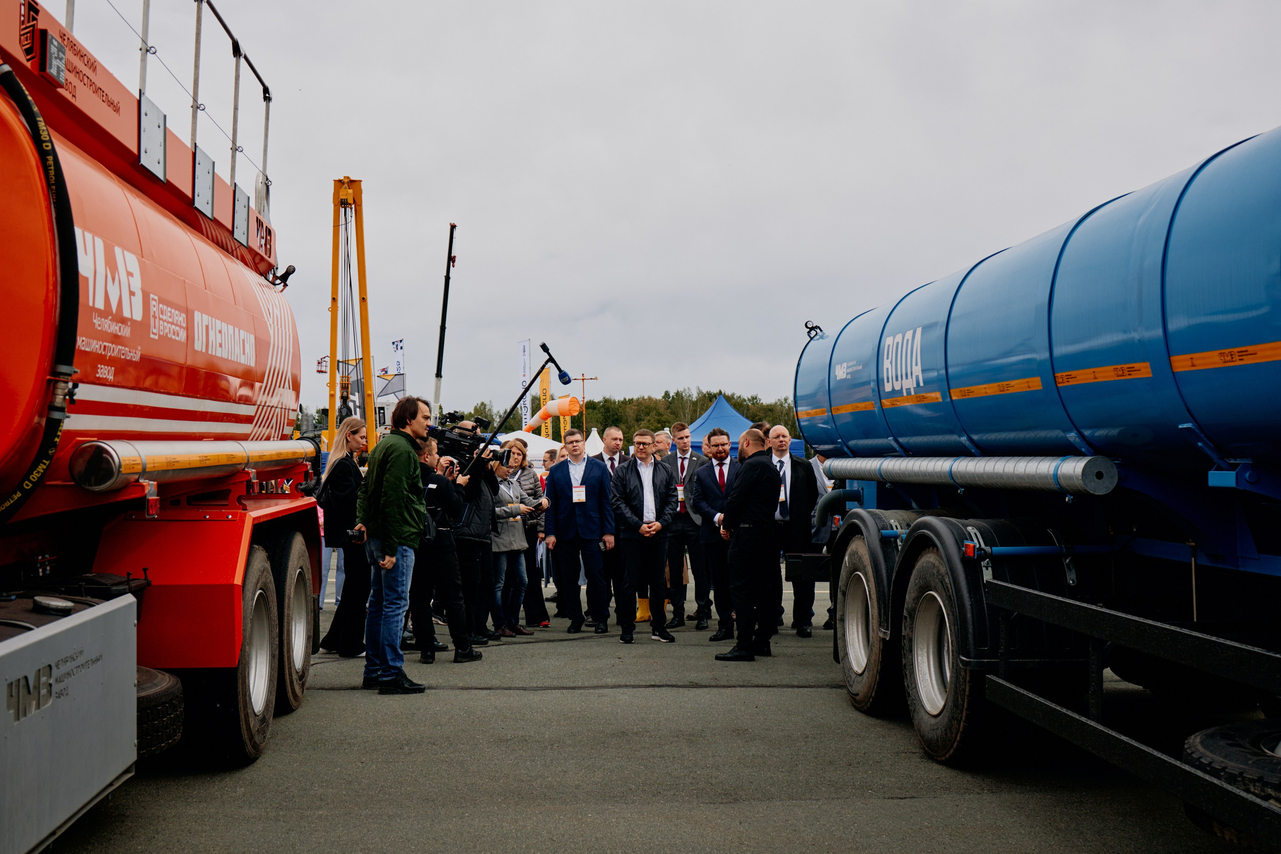 Форум СпецМашЭкспо. Выставка строительно-дорожной и специализированной техники. Фотограф из Челябинска Ника Варгот