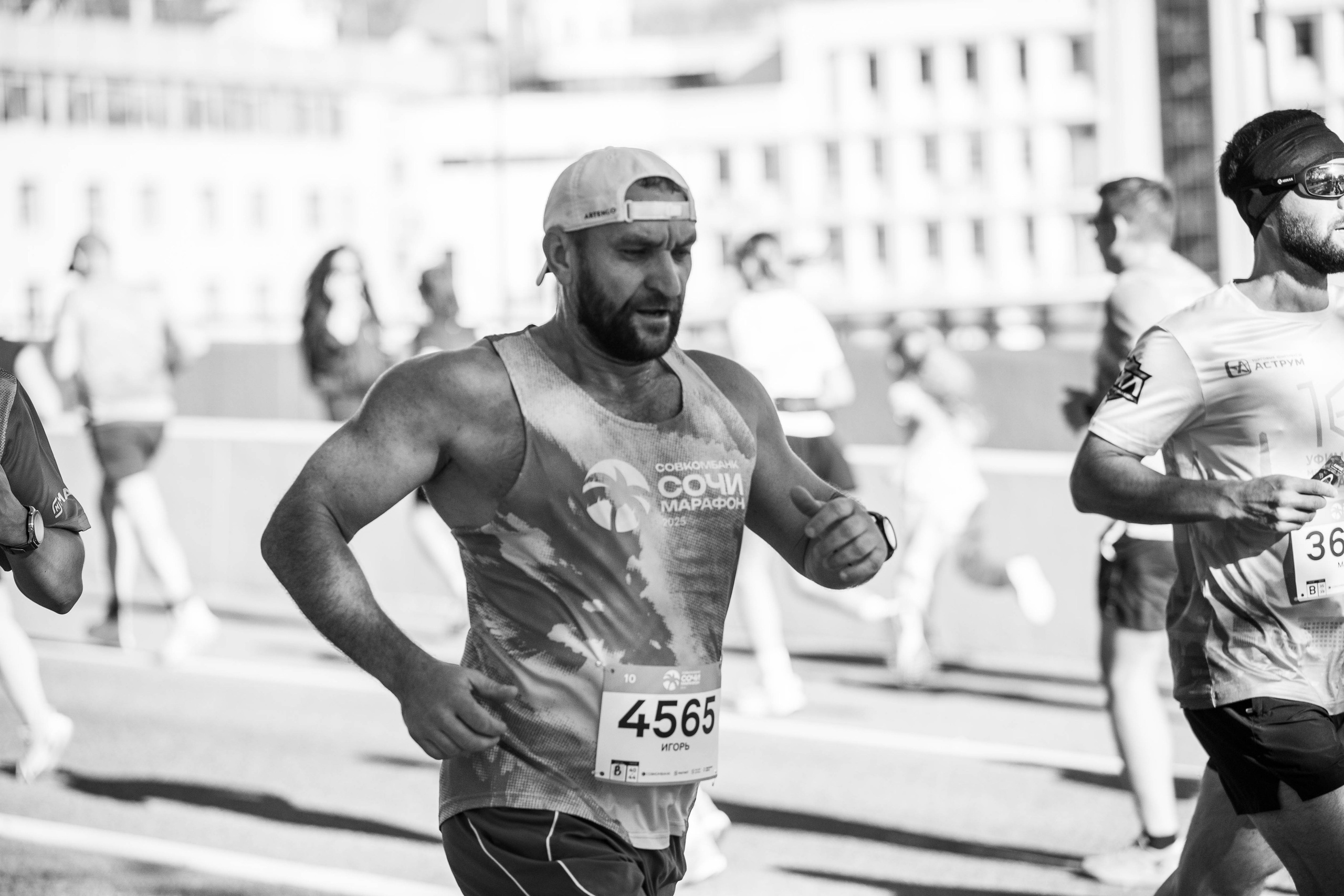 Сочи Марафон по бегу — 2025.11.03. Фотограф из Сочи Регина Труфанова