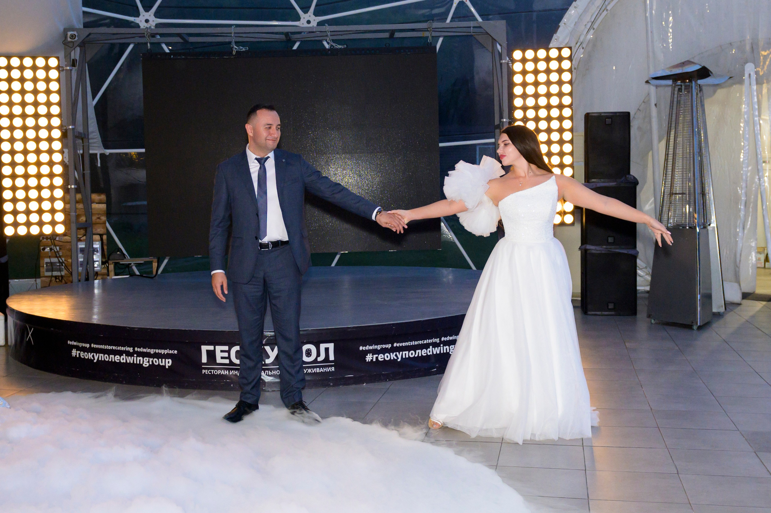 Алина и Адем. Свадебный банкет. Семейный и свадебный фотограф во Владивостоке