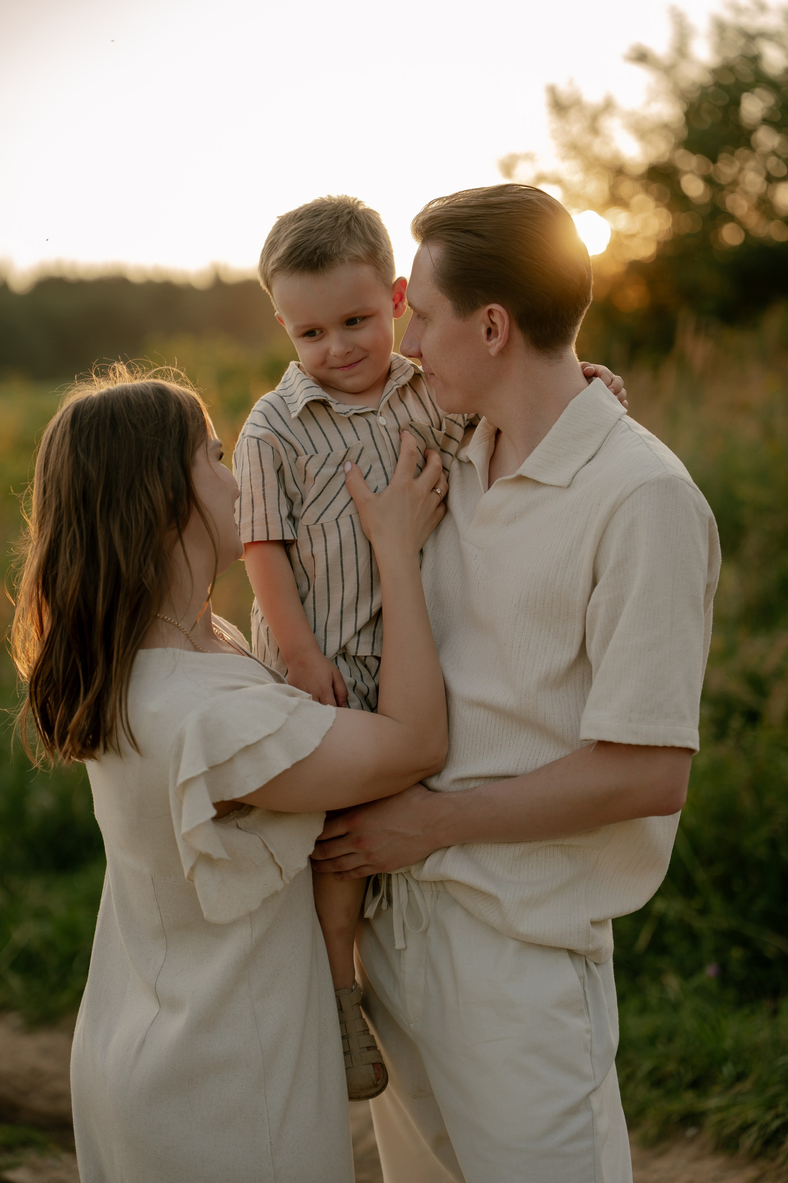 На закате. Свадебный и семейный фотограф в Москве и Красногорске — живые кадры | Анастасия Тихонова
