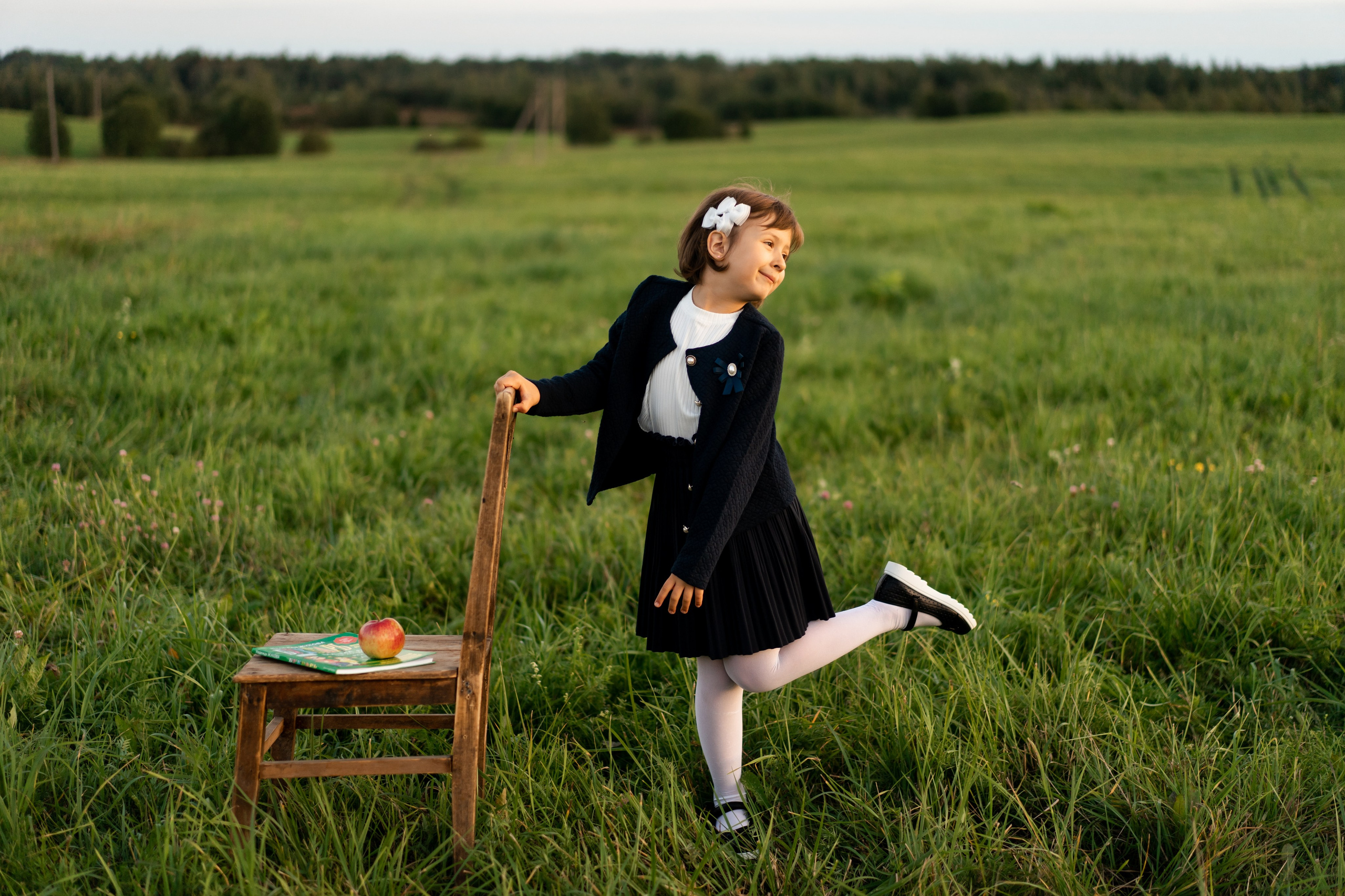 Майя. Первый раз в 1 класс. Семейный и детский фотограф в Санкт-Петербурге Дарина Герчиу