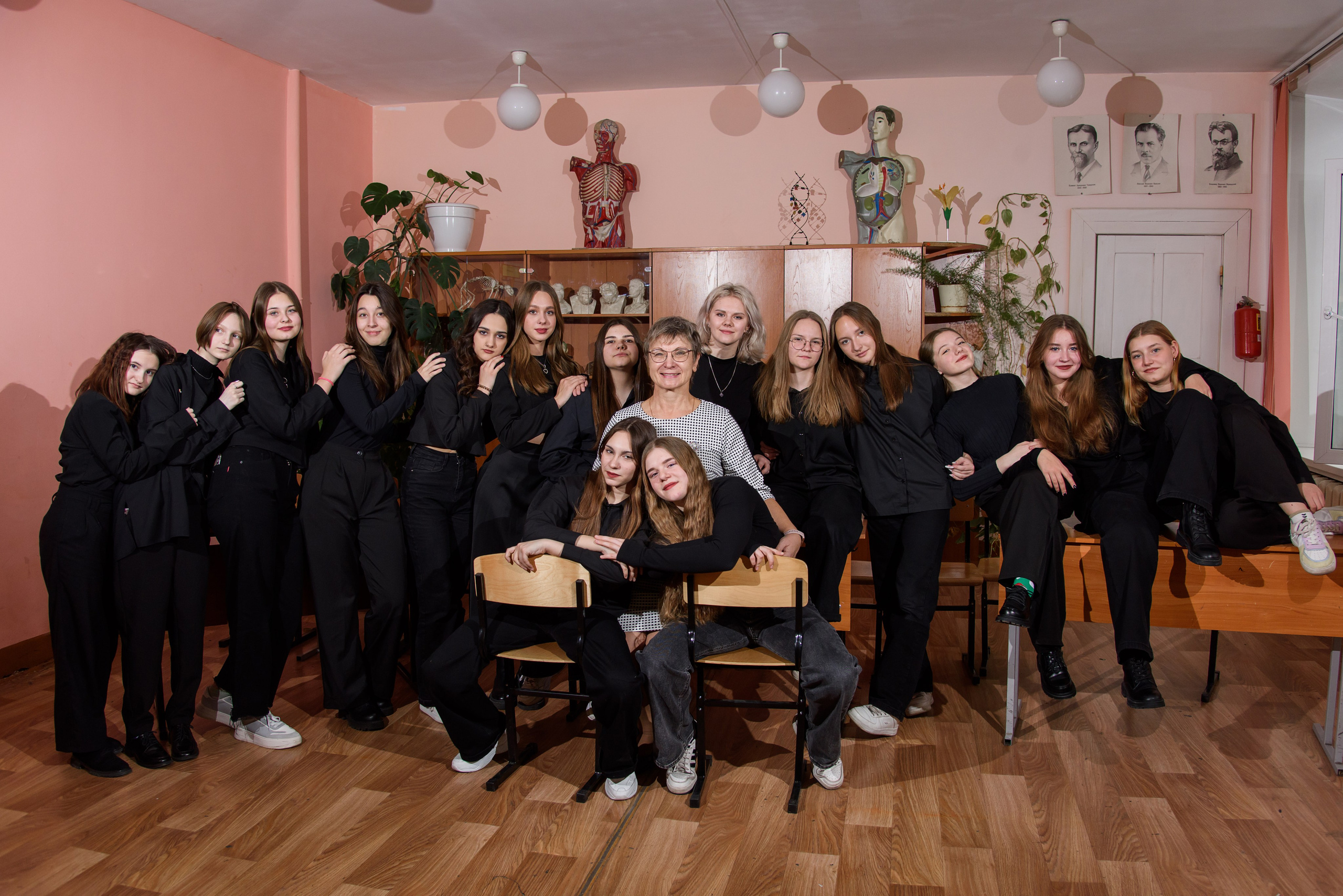 Фотосъемка на альбомы 9-11 классы. Выпускные альбомы Искитим Бердск Новосибирск