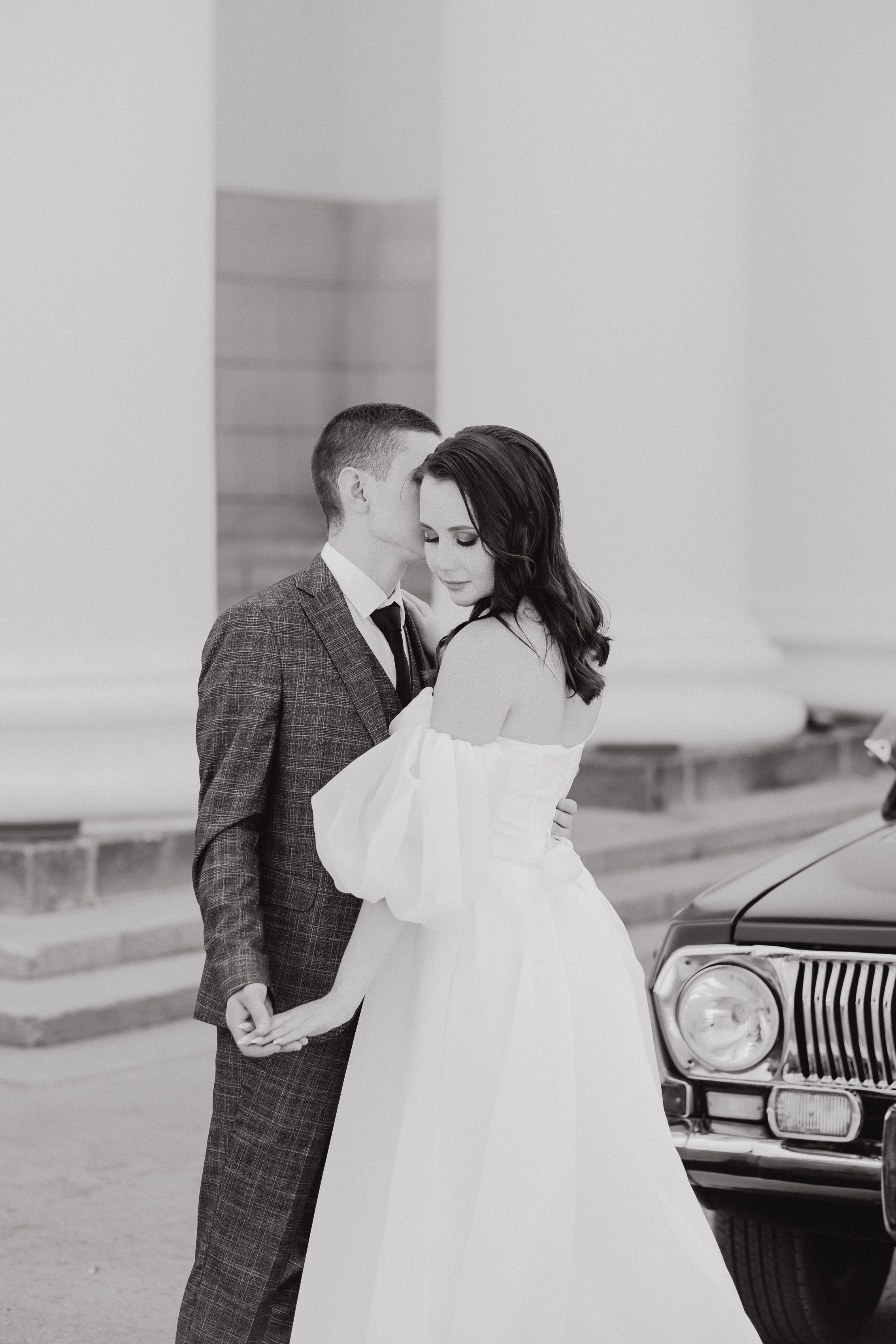 Свадебная съемка с машиной Волгоград. Свадебный и семейный фотограф в Волгограде Кристина Иванова