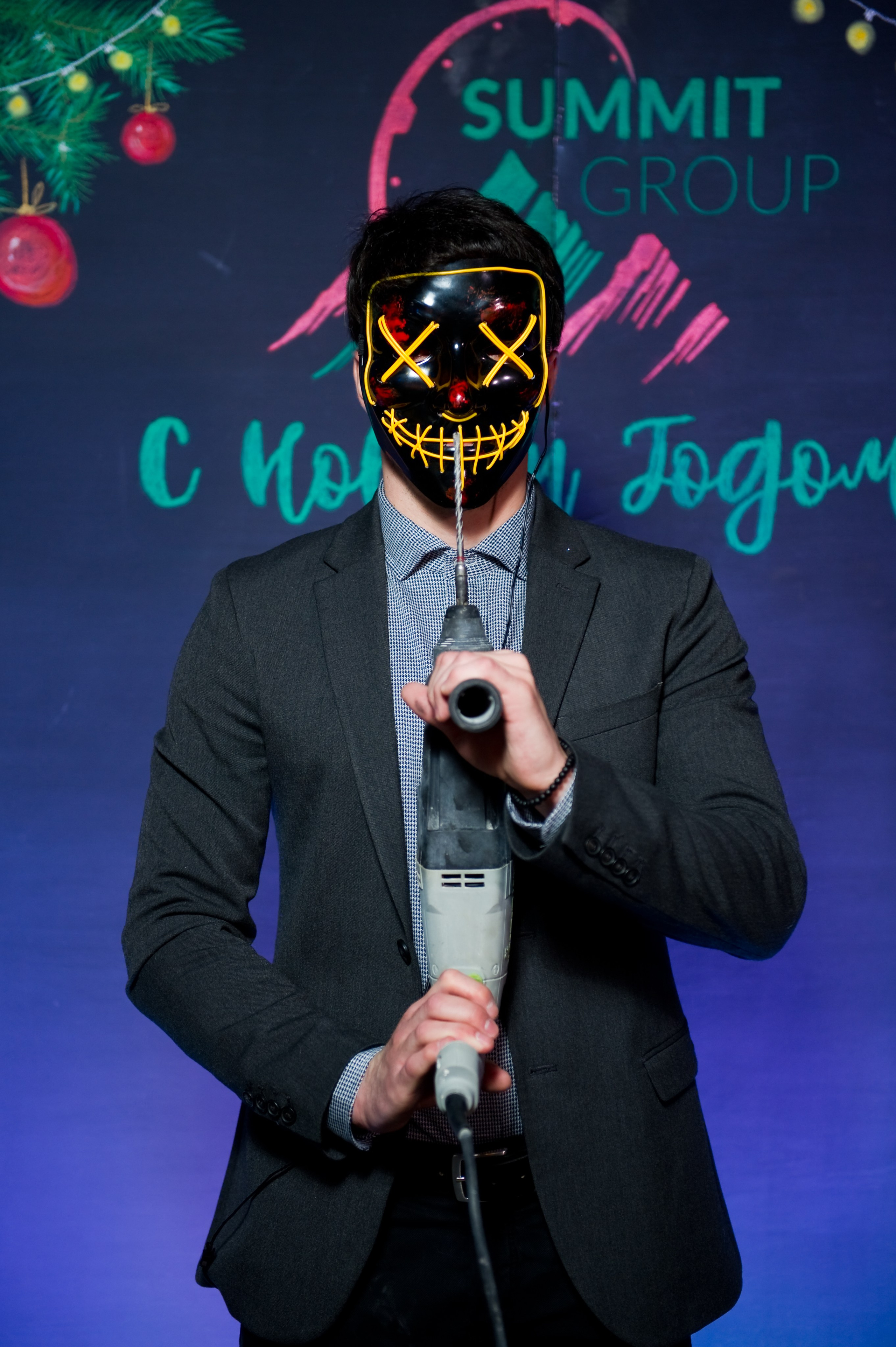 Новогодний корпоратив Summit. Репортажный фотограф и видеограф Слава Думчев. Тимбилдинги, отчетники, корпоративы