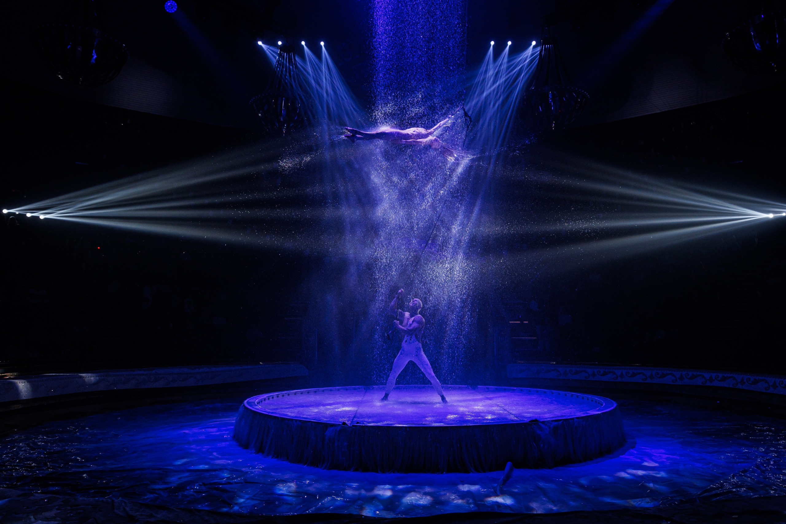 BURLESQUE. Андрей Черёмушкин | Репортажный Фотограф в Хабаровске