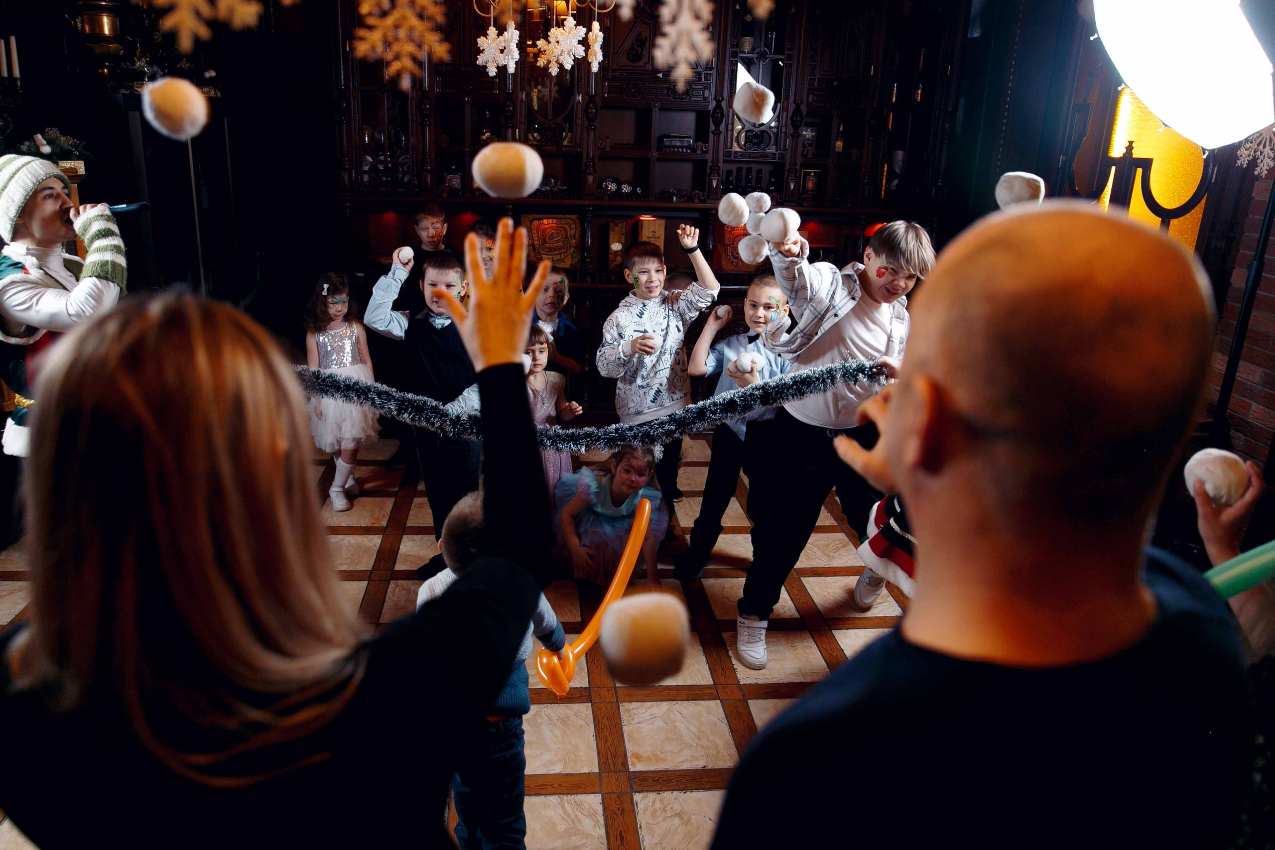 Елка в «Пенатах». Ваш репортажный фотограф Артемий Антонов