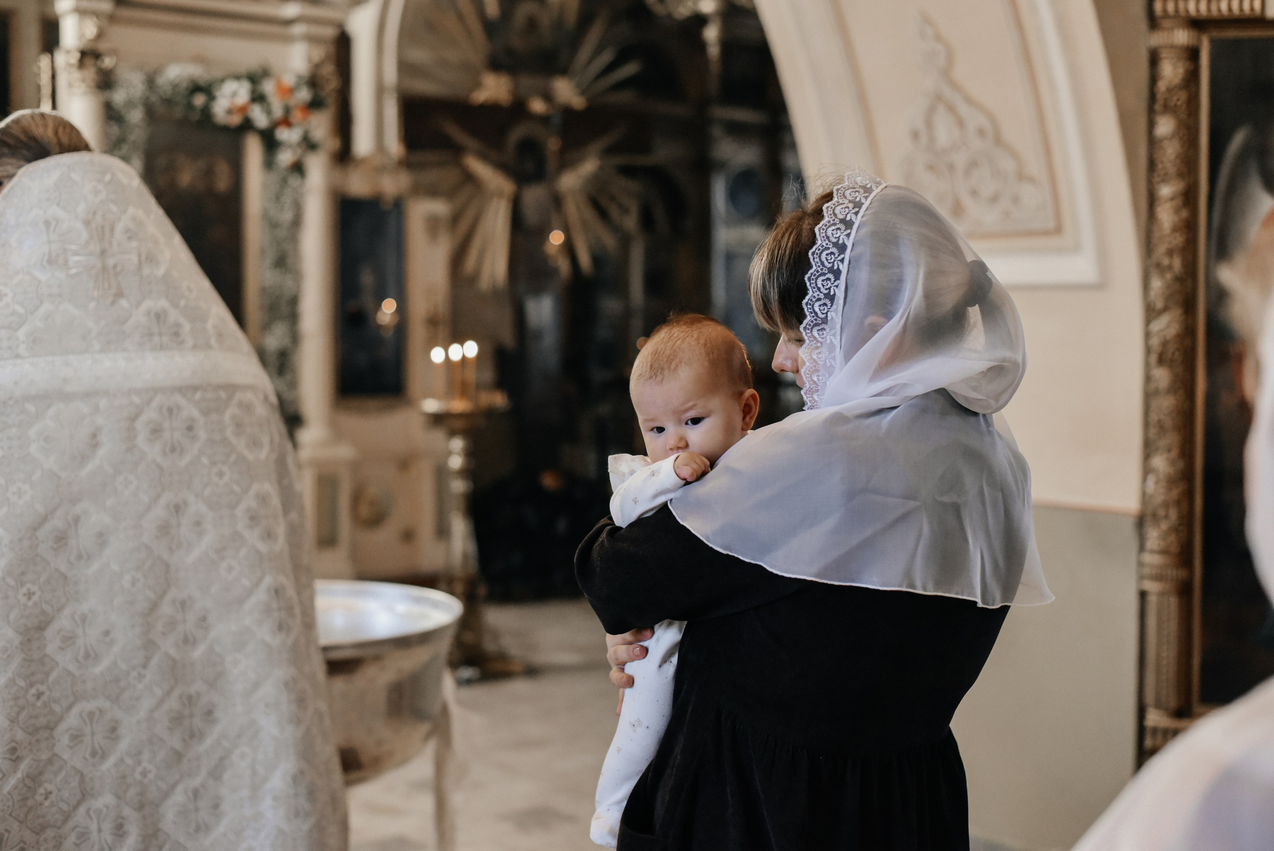 Съёмка таинства Крещения. Фотограф в Москве и Королёве Сутягина Мария