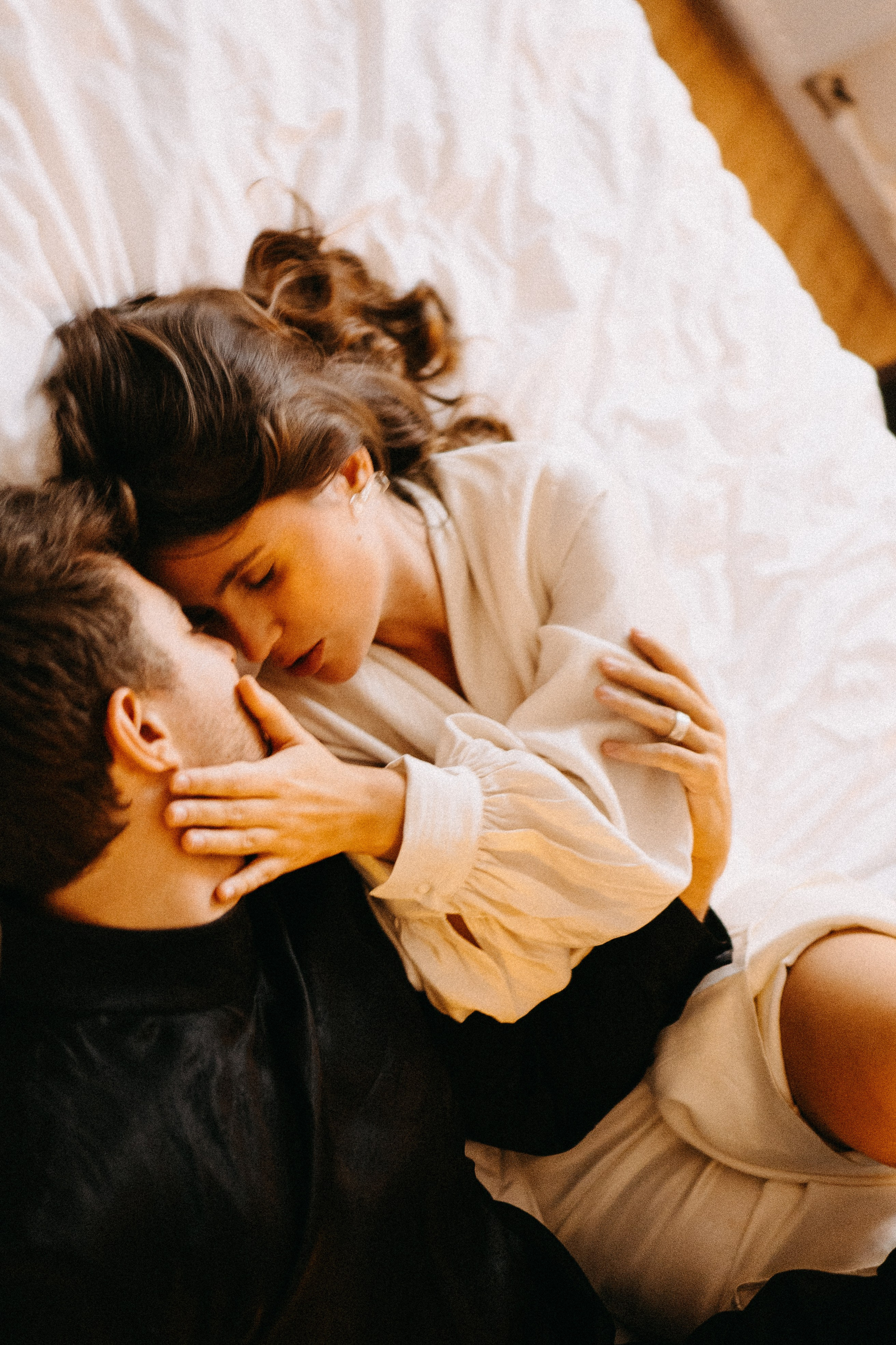 СБОРЫ ЖЕНИХА И НЕВЕСТЫ В УЮТНОЙ КВАРТИРЕ В ЦЕНТРЕ САНТК-ПЕТЕРБУРГА. Профессиональный фотограф, Санкт-Петербург — Виктория Богомолова