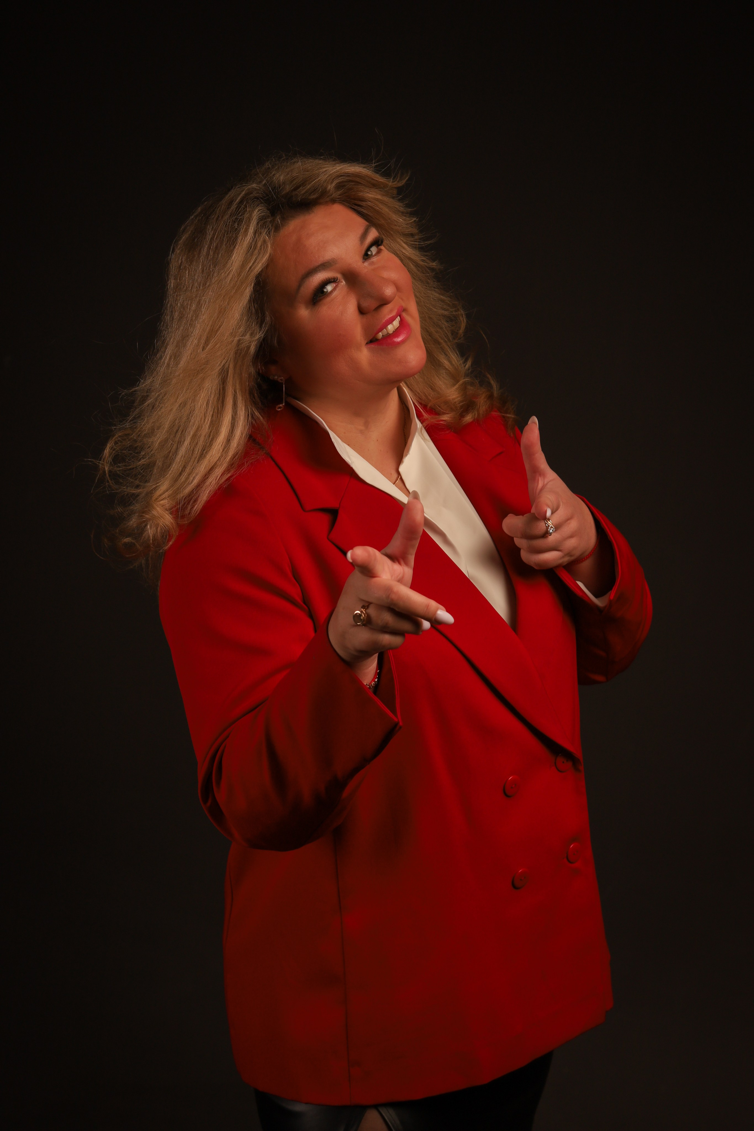 Фотосессия Екатерины в студии. Соблазнительный и деловой портрет. Портфолио