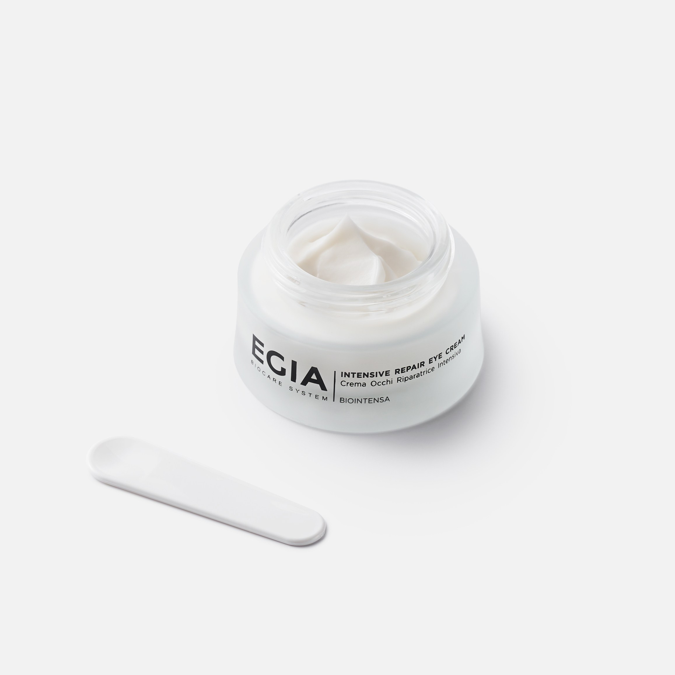 EGIA. Предметный фотограф в Москве Софья Боргардт