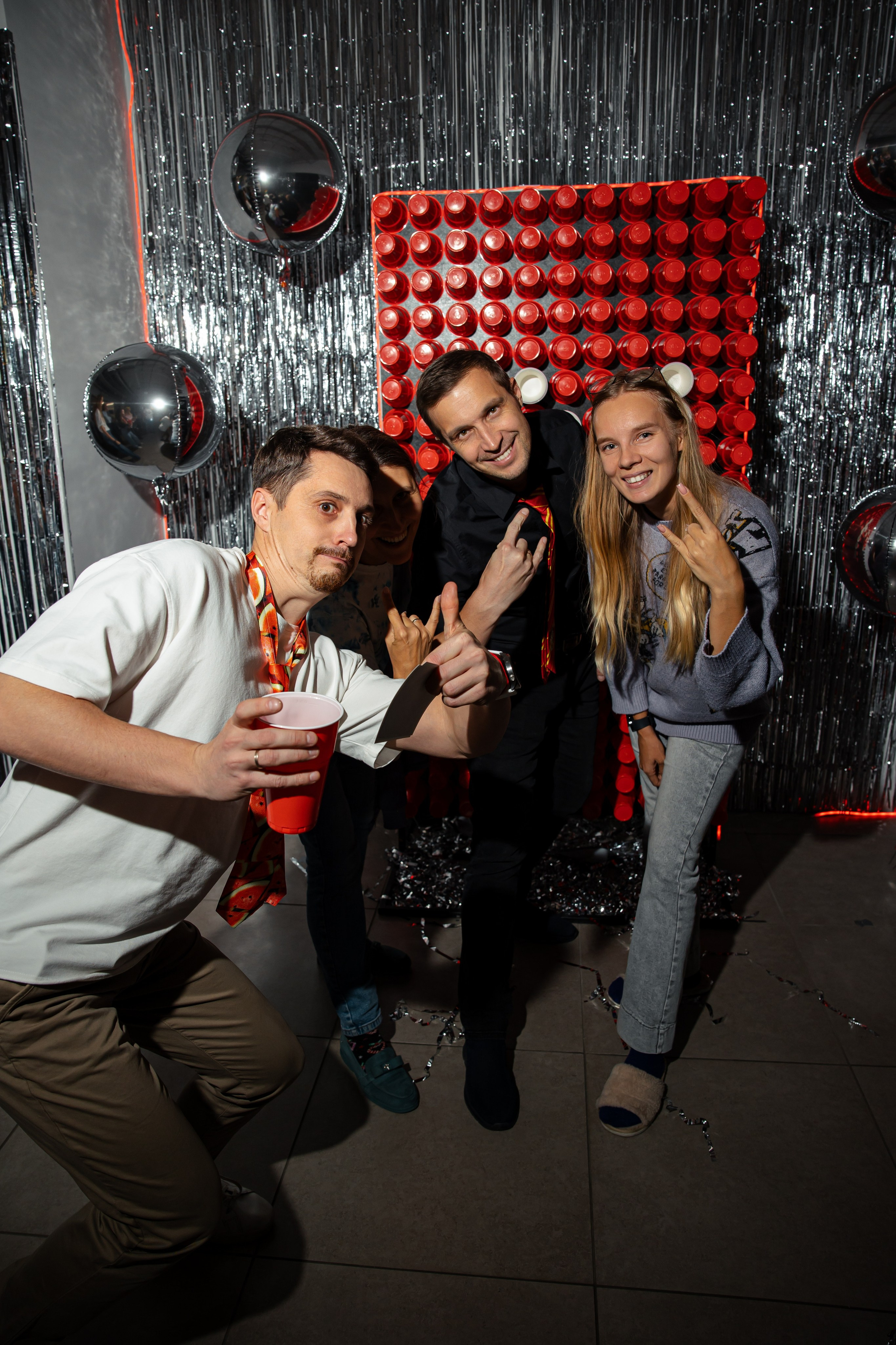 Дубль гис (офисная туса). Фотограф Вячеслав Фарунин