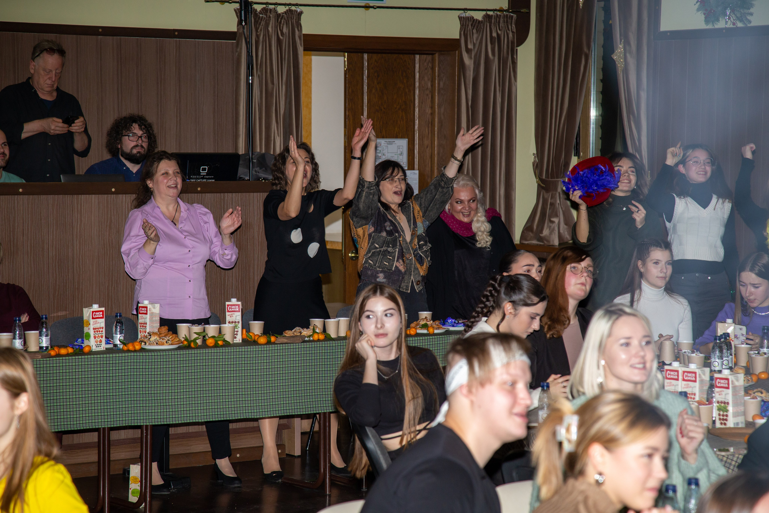 Репортажная съёмка для Домисольки на новый год. «Студия DRONAVT`s» — видеосъёмка и фотография г. Москва