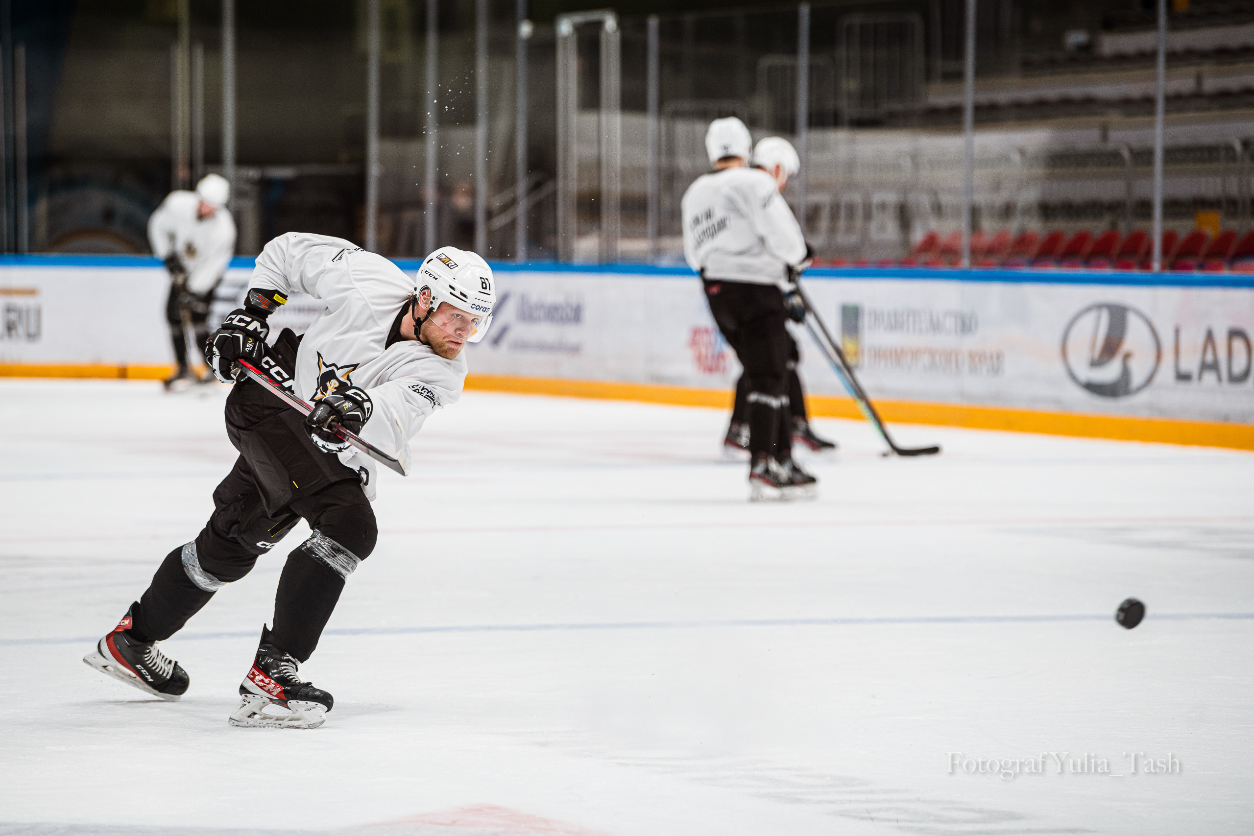 ХК АДМИРАЛ тренировка. Любимый фотограф