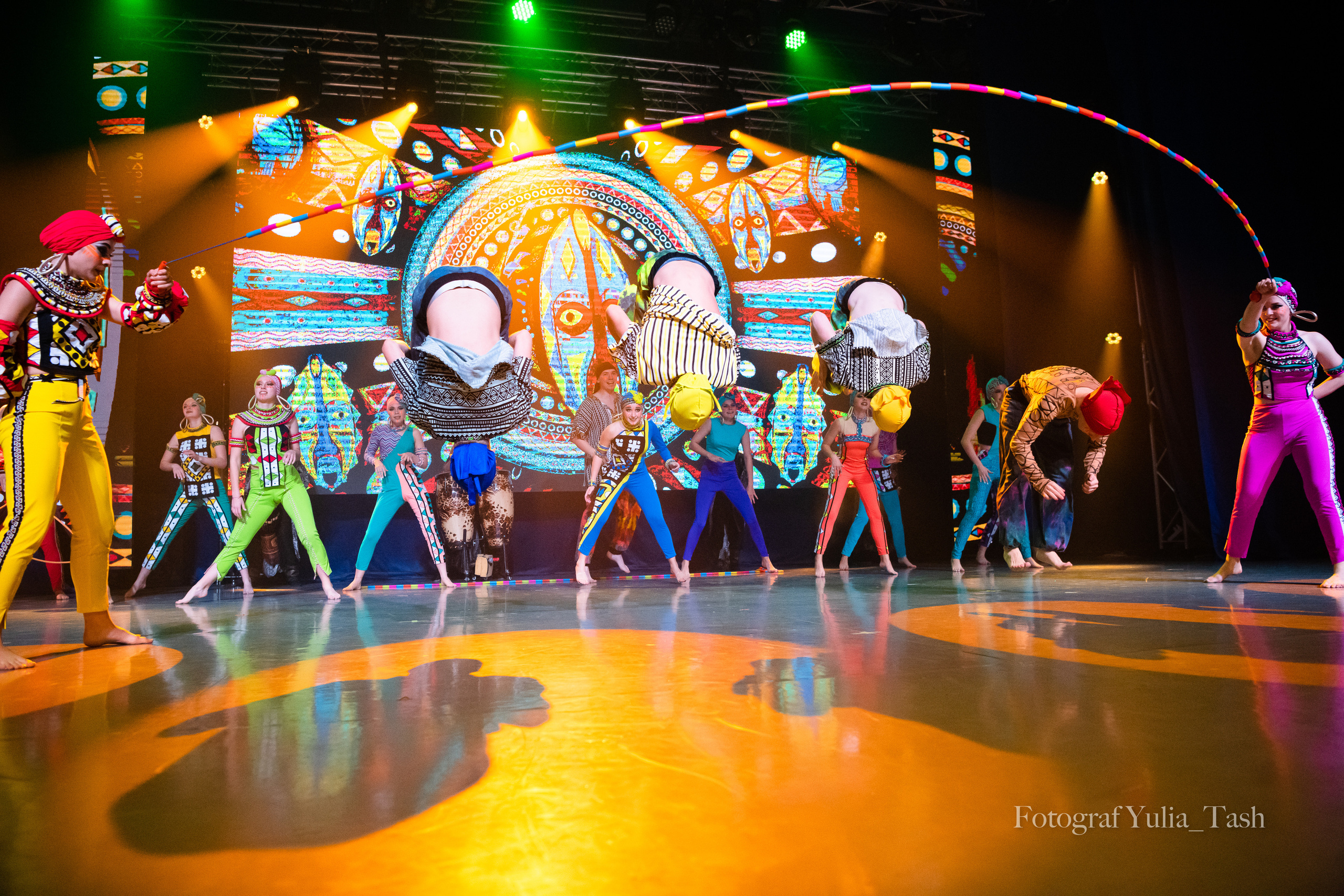 КОНФЕТТИ декабрь 2022. Любимый фотограф