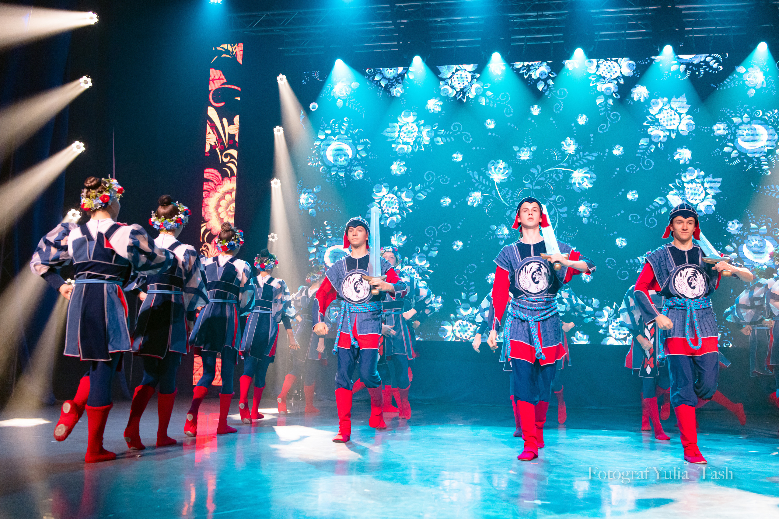 КОНФЕТТИ декабрь 2022. Любимый фотограф