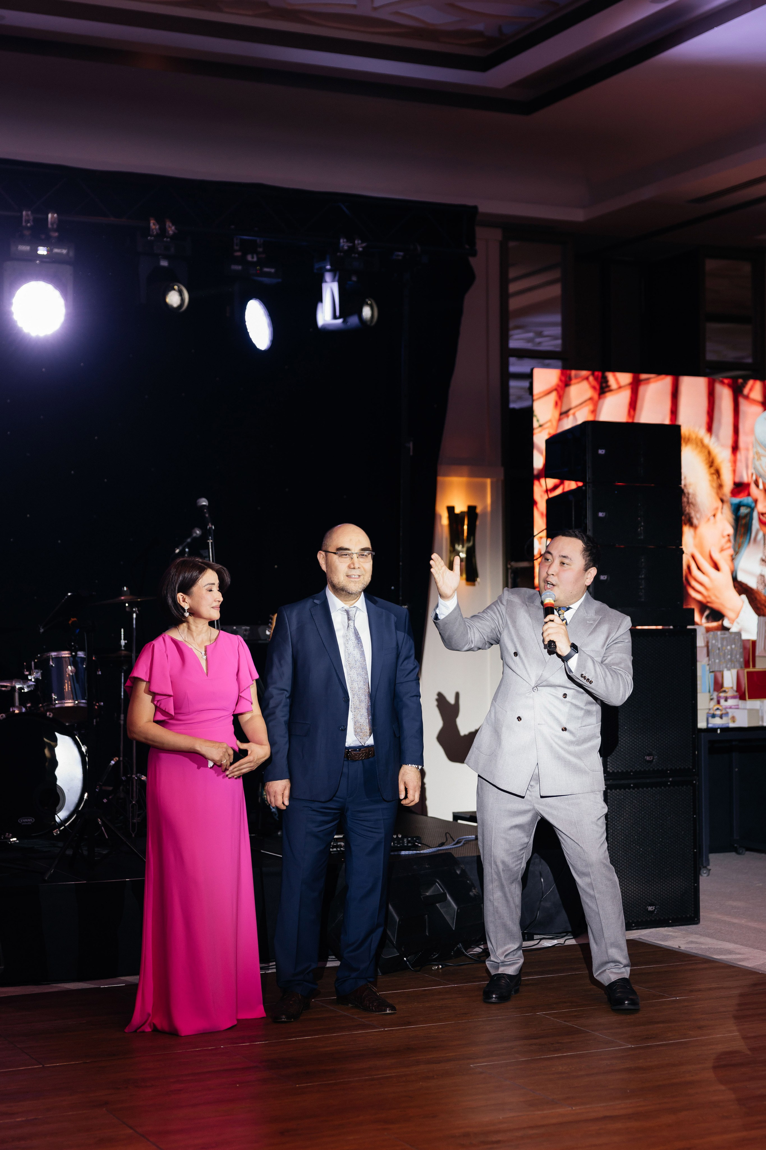 Alina Uzatu. Профессиональный фотограф в городе Астана/Алматы Даурен Сембаев