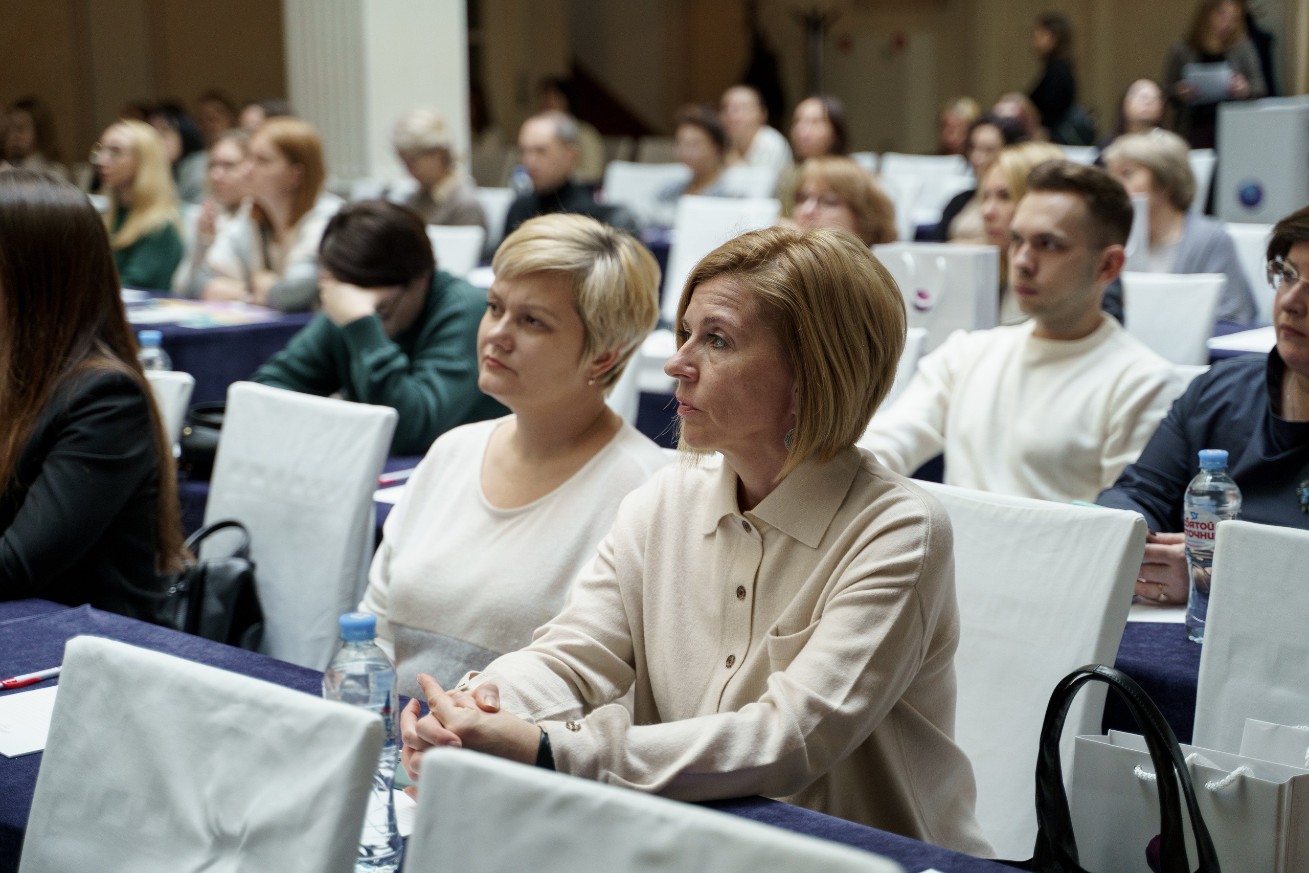 Конференция Cooper Vision в Отеле Амбасадор 28 октября 2023. Свадебный и семейный фотограф в Санкт-Петербурге Дмитрий Панин