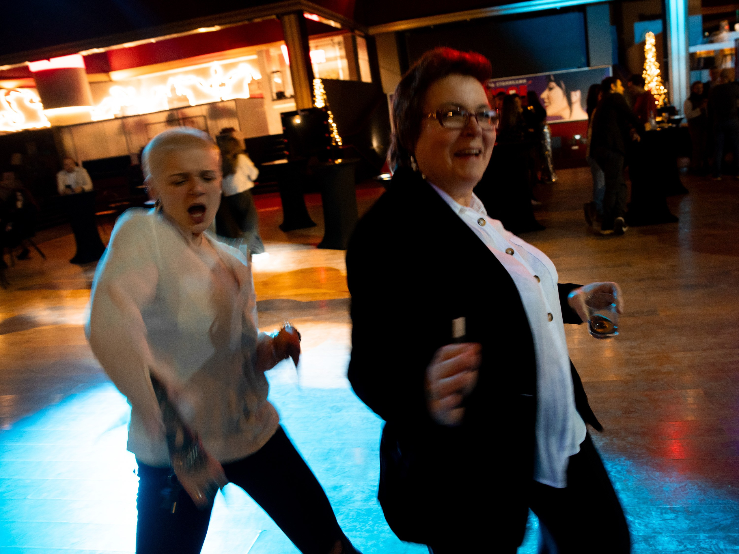 Корпоратив в театре МДМ. Свадебный и портретный фотограф в Москве Жердев Даниил