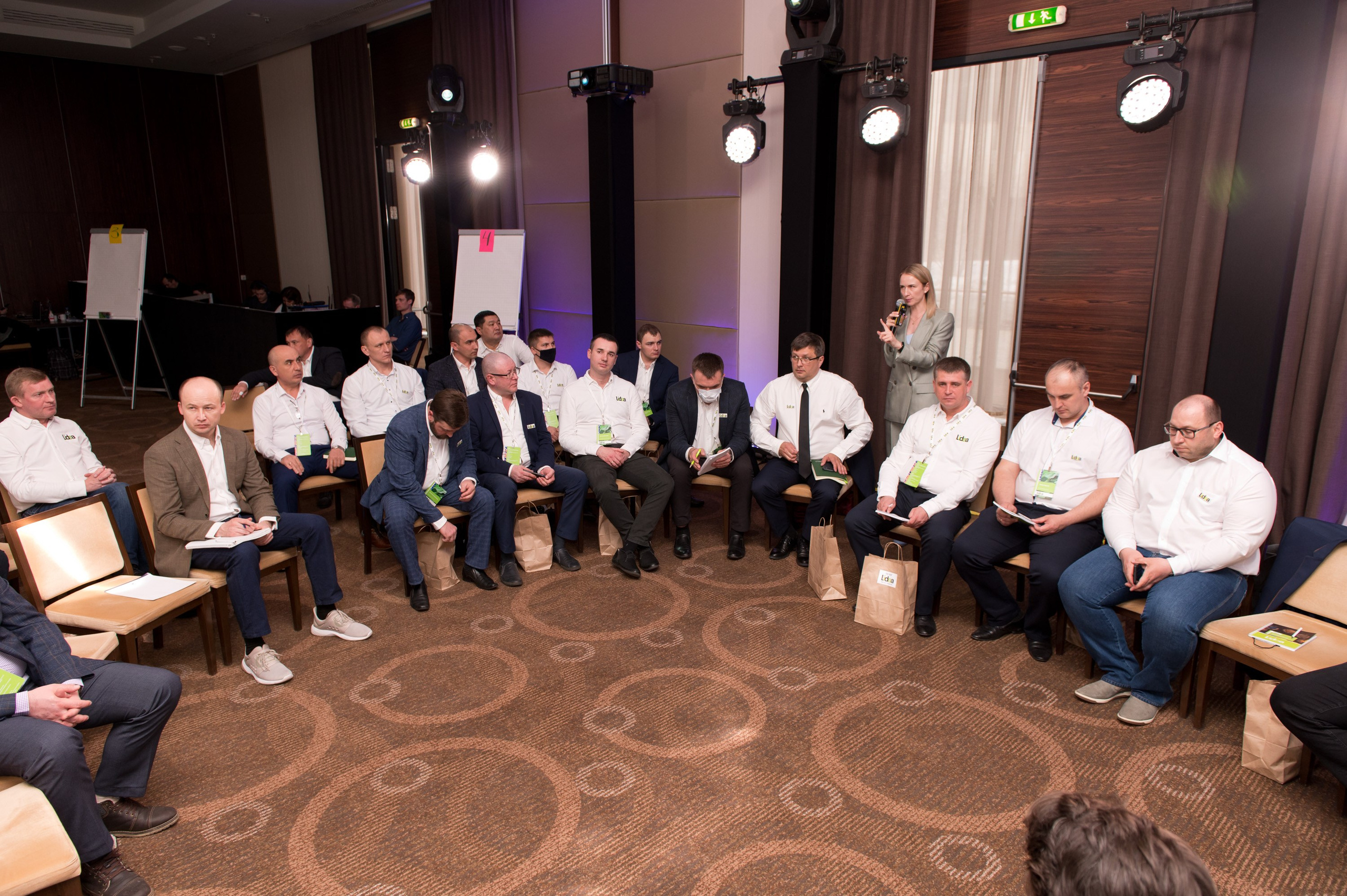 Конференция Lidea. Репортажный фотограф и видеограф Слава Думчев. Тимбилдинги, отчетники, корпоративы