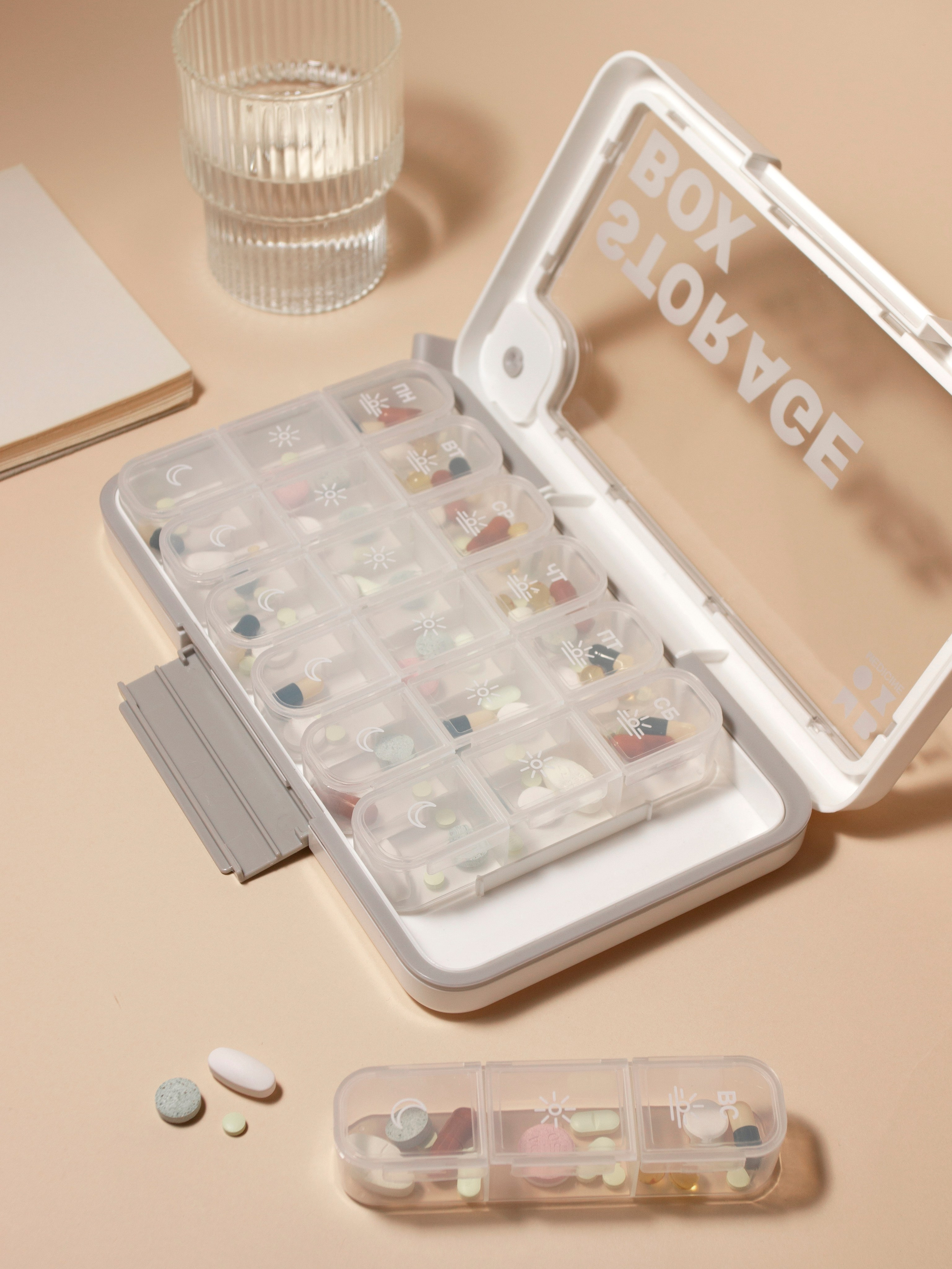 Таблетница. Фотограф Злата Спицына