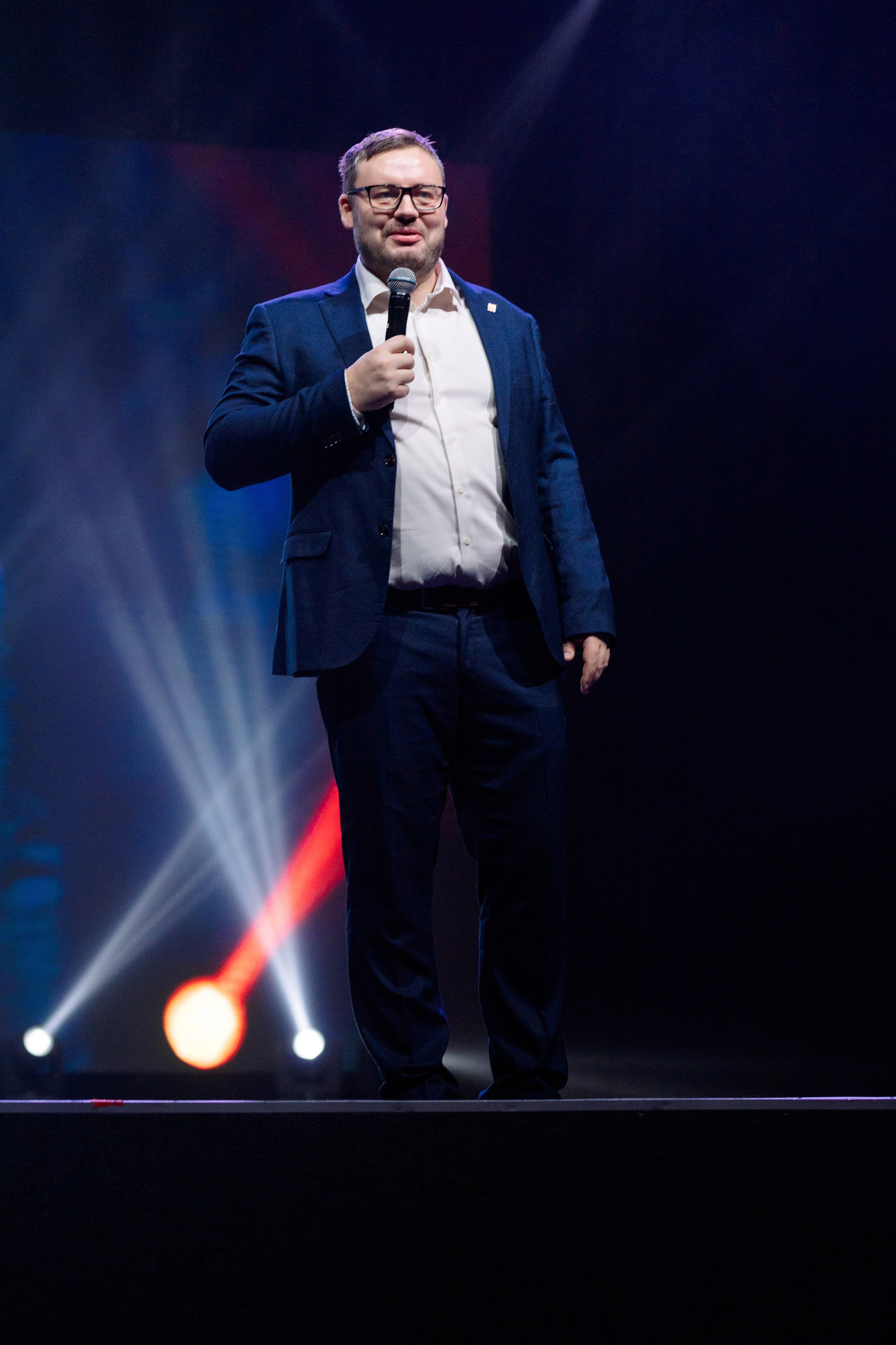 РЕПОРТАЖ: НОВЫЙ ГОД В ДК МЕТАЛЛУРГ. Профессиональный фотограф в Ижевске Леша Петров