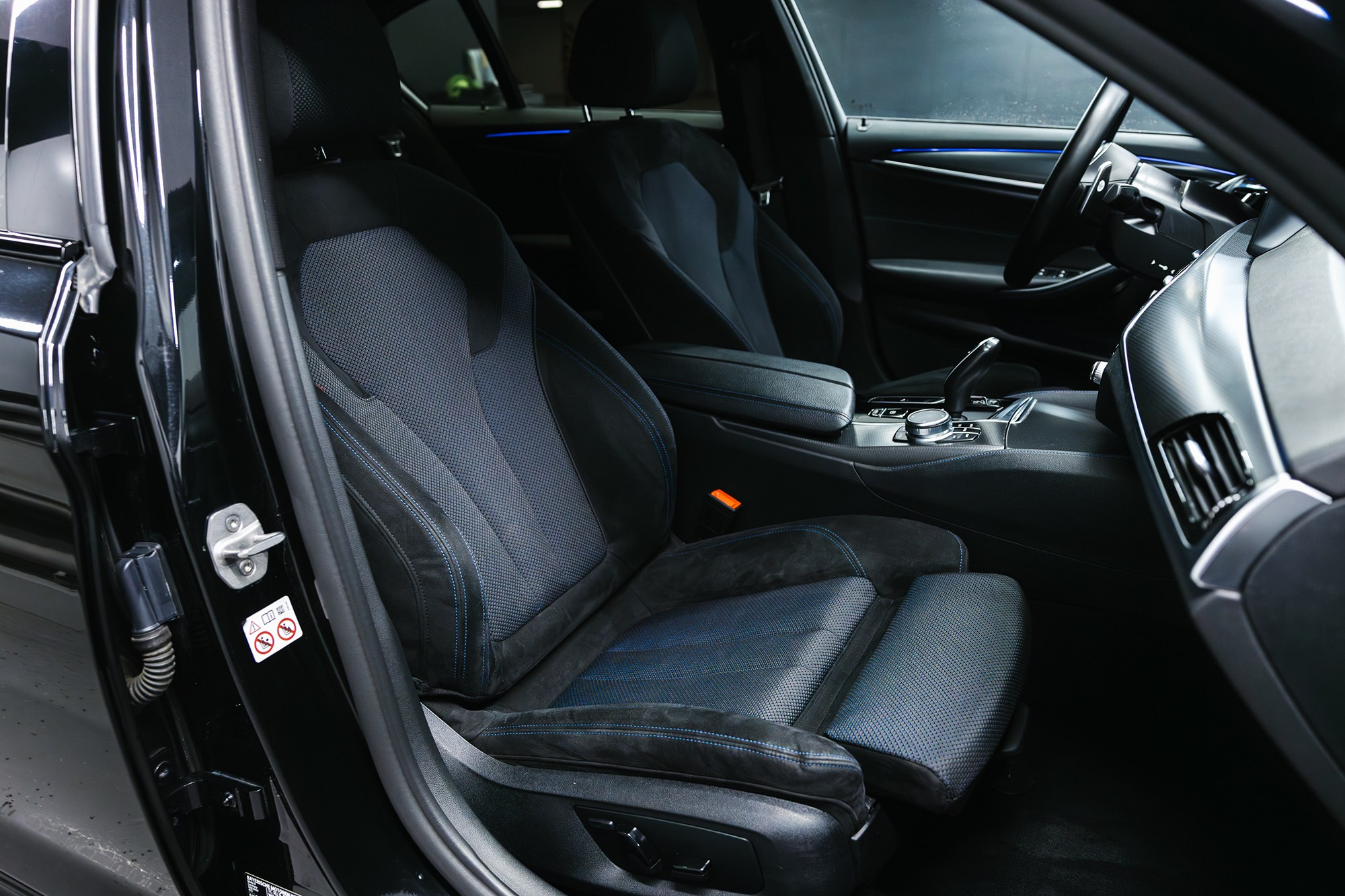 BMW 5 серия 2.0 AT, 2021, 136 265 км BMW 5 серия 2.0 AT, 2021, 136 265 км 3 800 000 ₽ X-TRADE. Автосалон «Х-Авто»