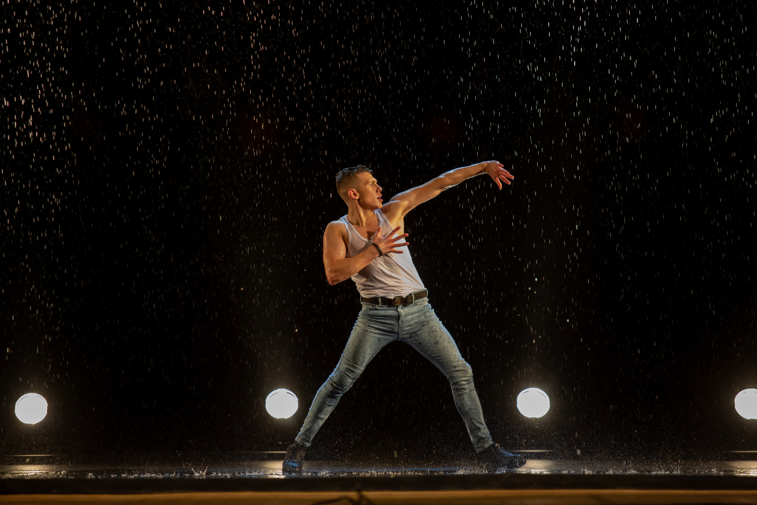 Танцы под дождем «Только для женщин». Фотограф Сонкина Татьяна