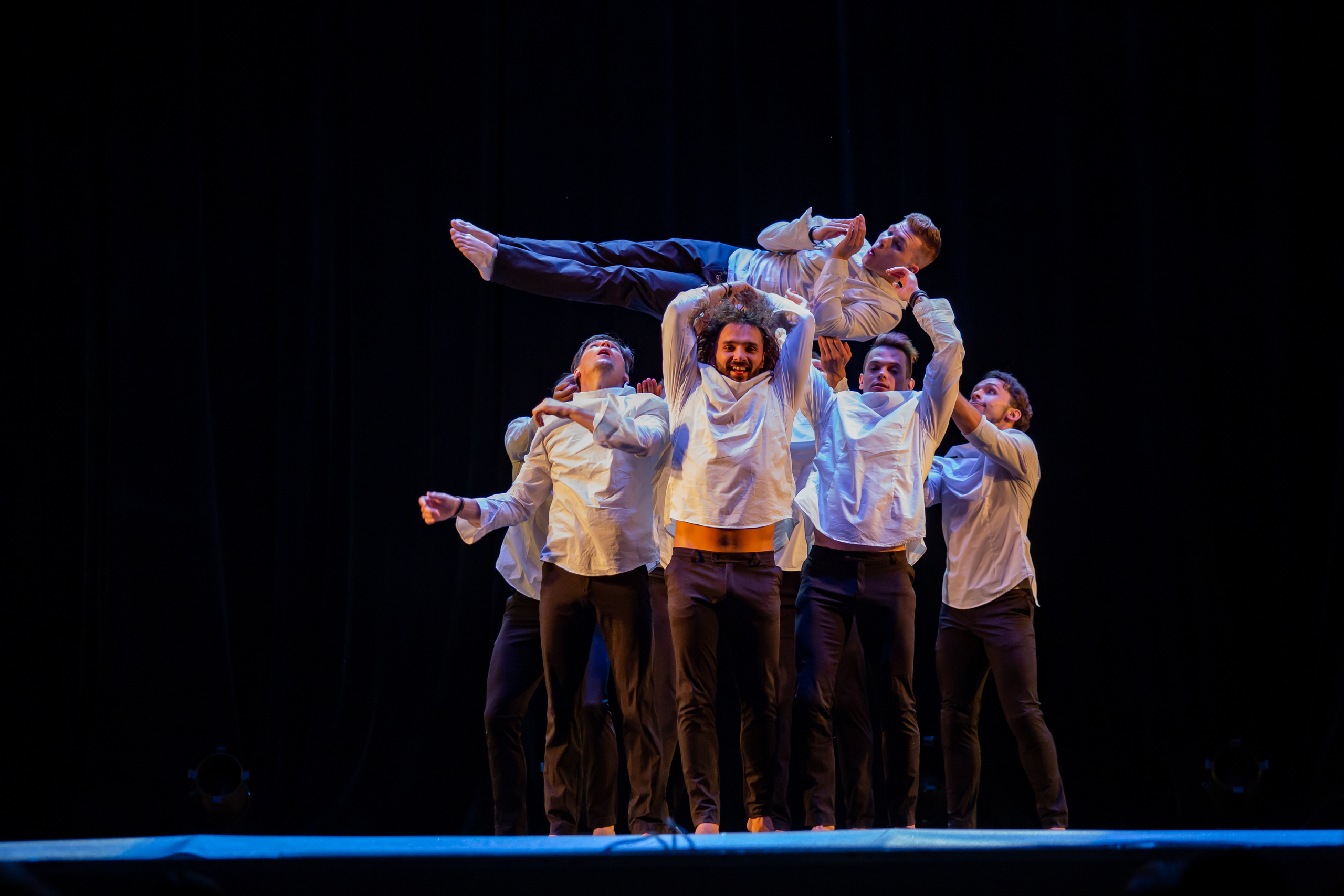 Танцы под дождем «Только для женщин». Фотограф Сонкина Татьяна