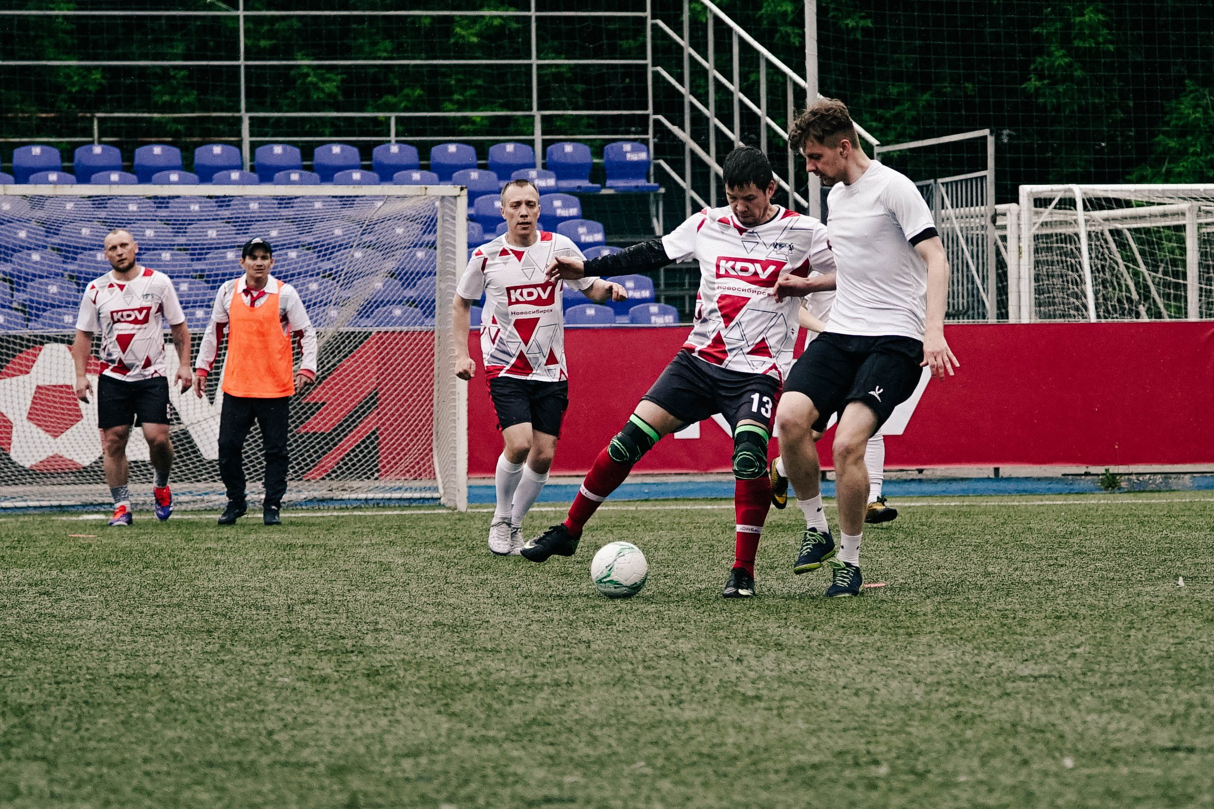 SPORT SHOOTS. Awes fram